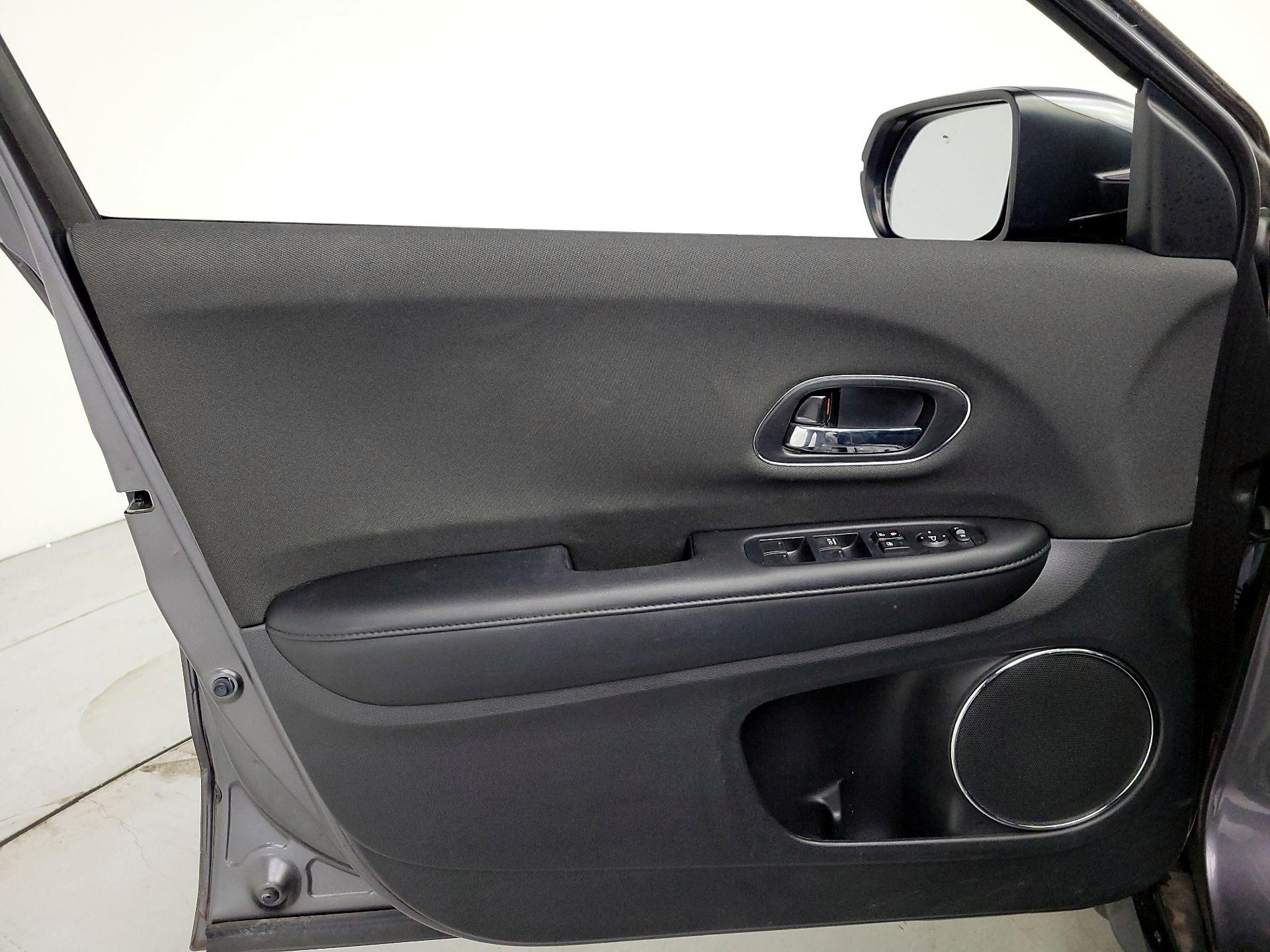 Thumbnail: 2021 Honda HR-V - 12