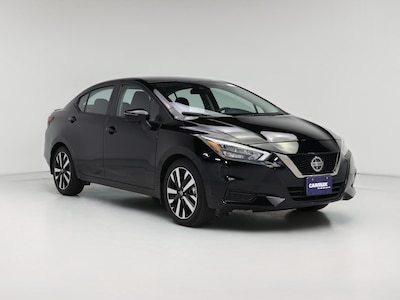 2022 Nissan Versa SR