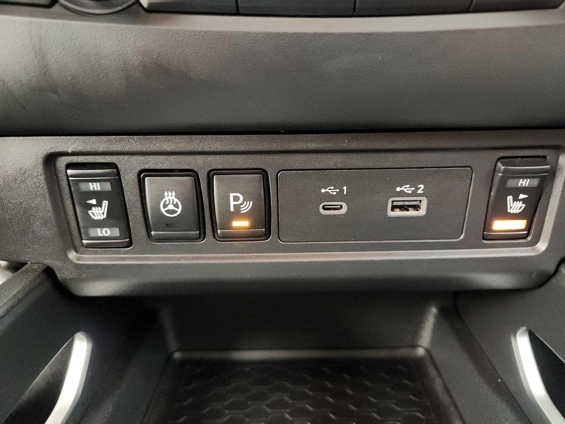 Thumbnail: 2023 Nissan Frontier - 18