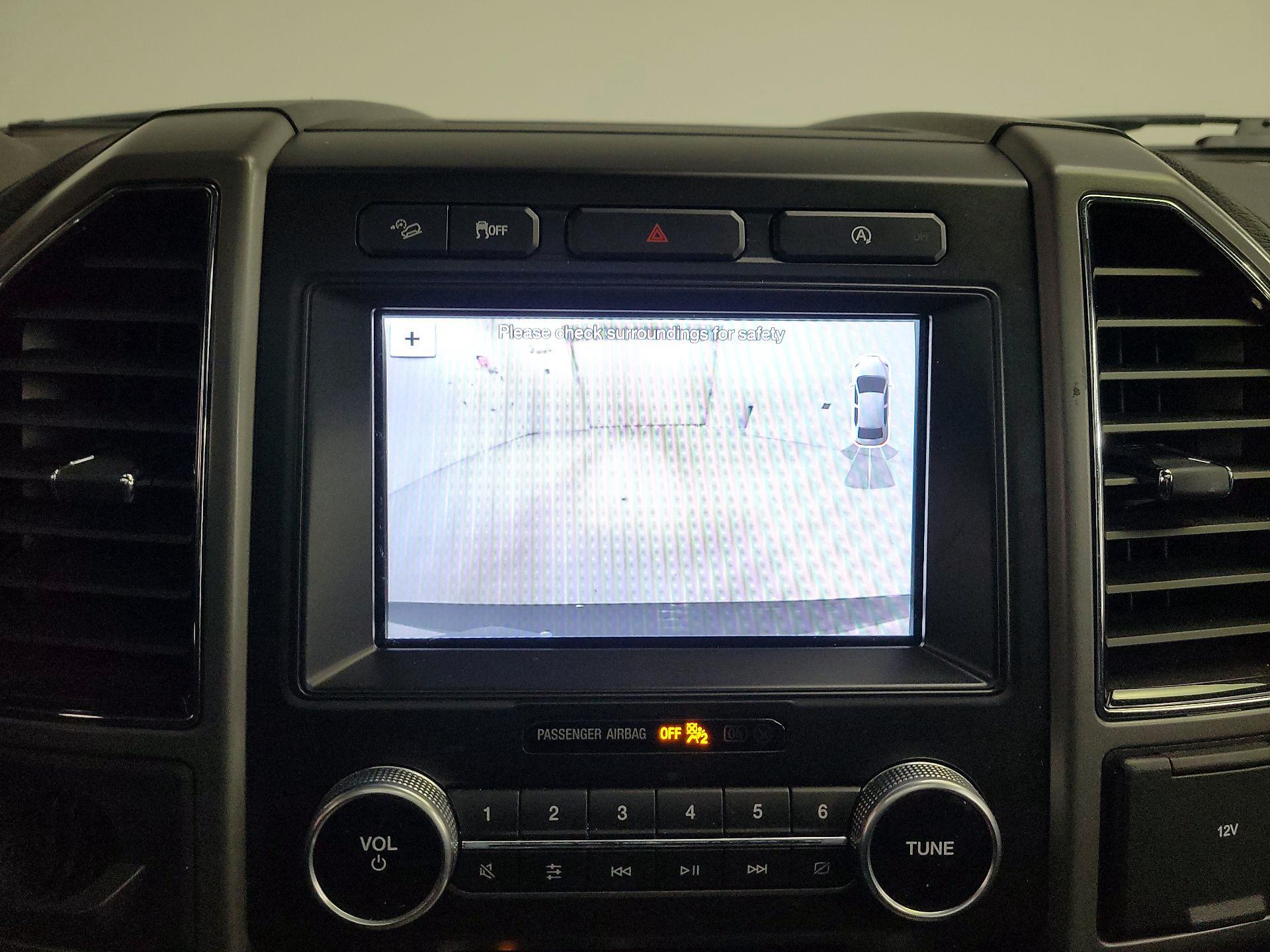 Thumbnail: 2018 Ford Expedition - 15