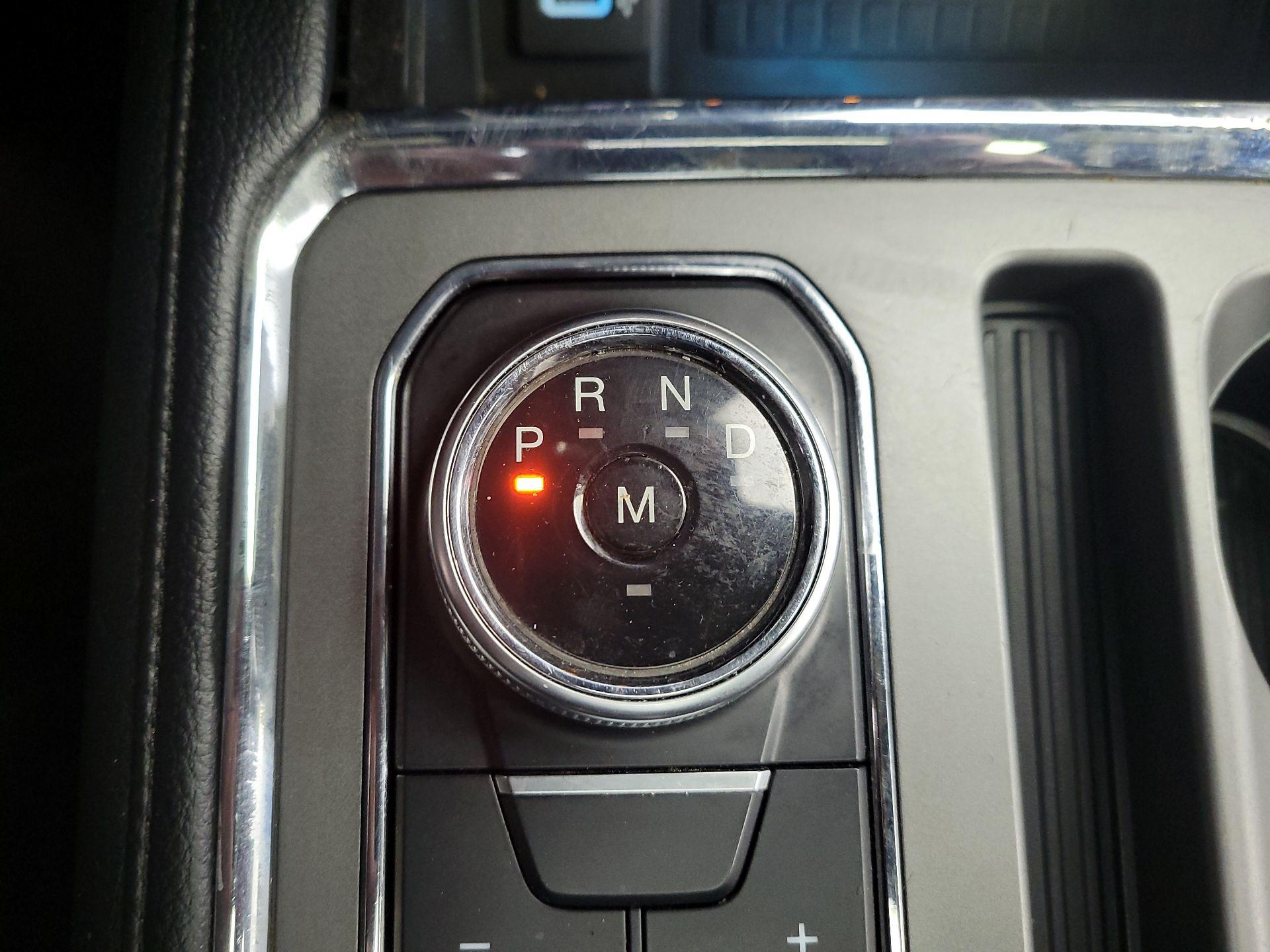 Thumbnail: 2018 Ford Expedition - 18