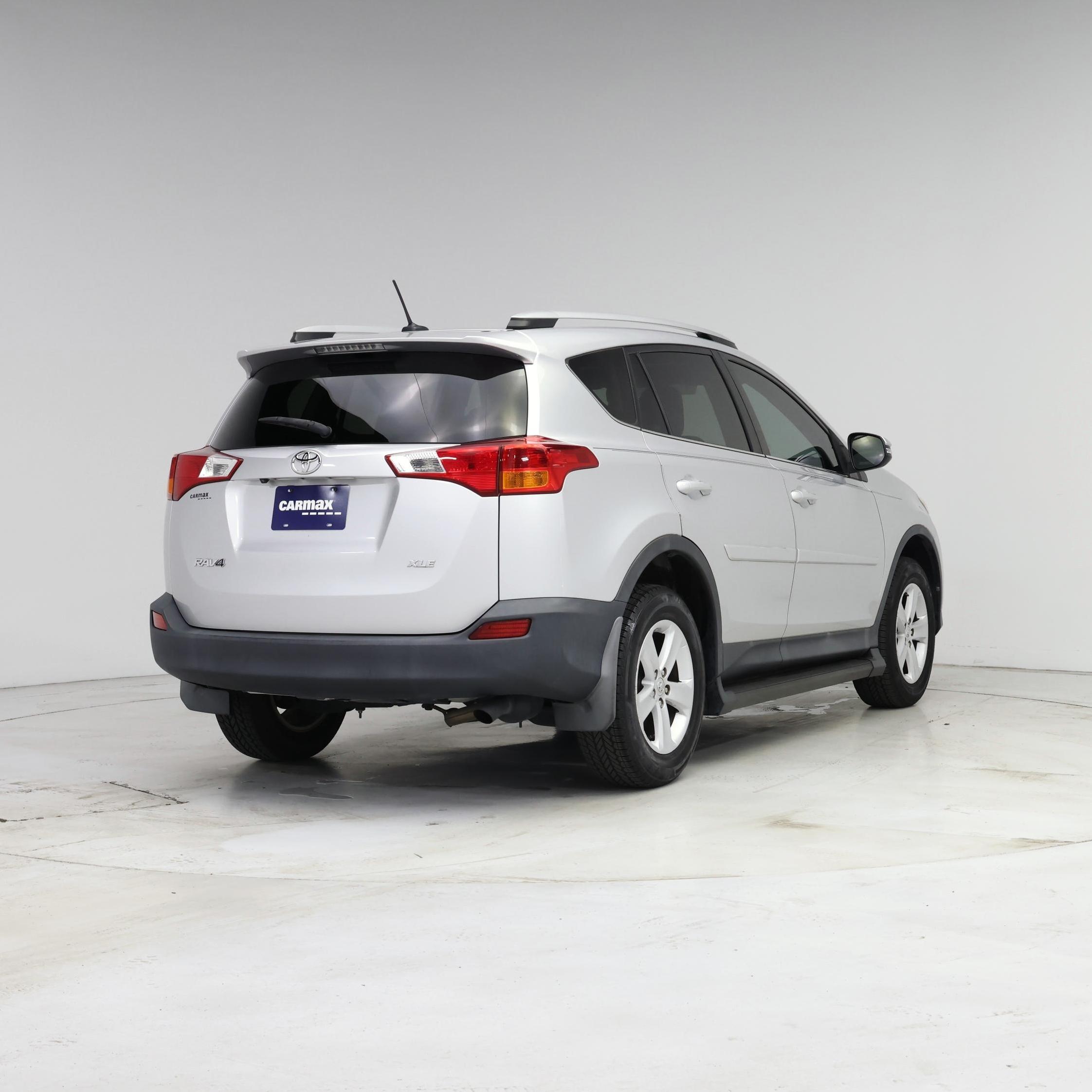 Thumbnail: 2014 Toyota RAV4 - 8