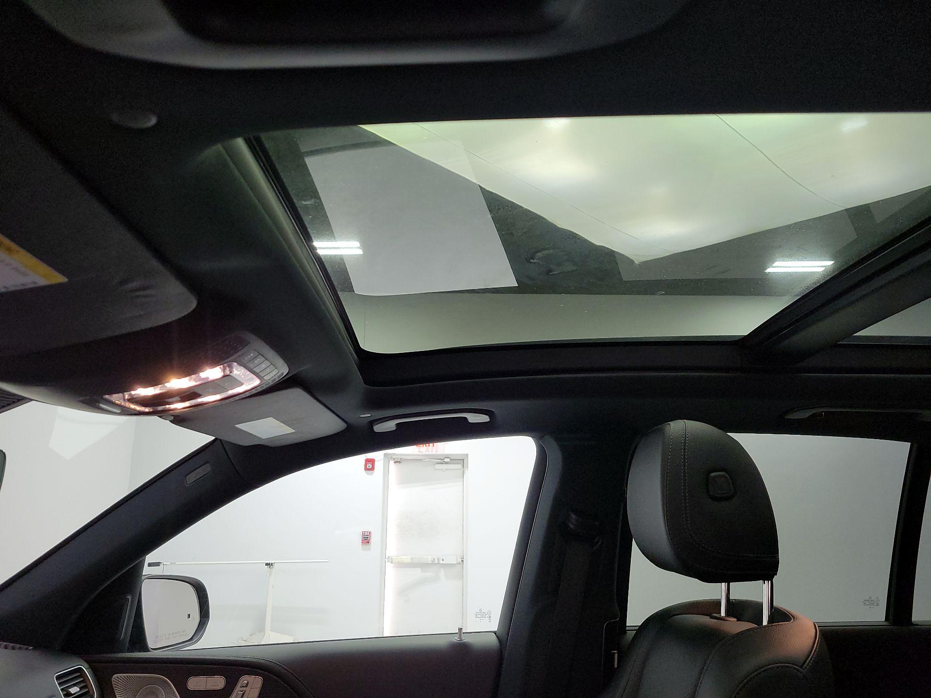 Thumbnail: 2021 Mercedes-Benz GLE - 20