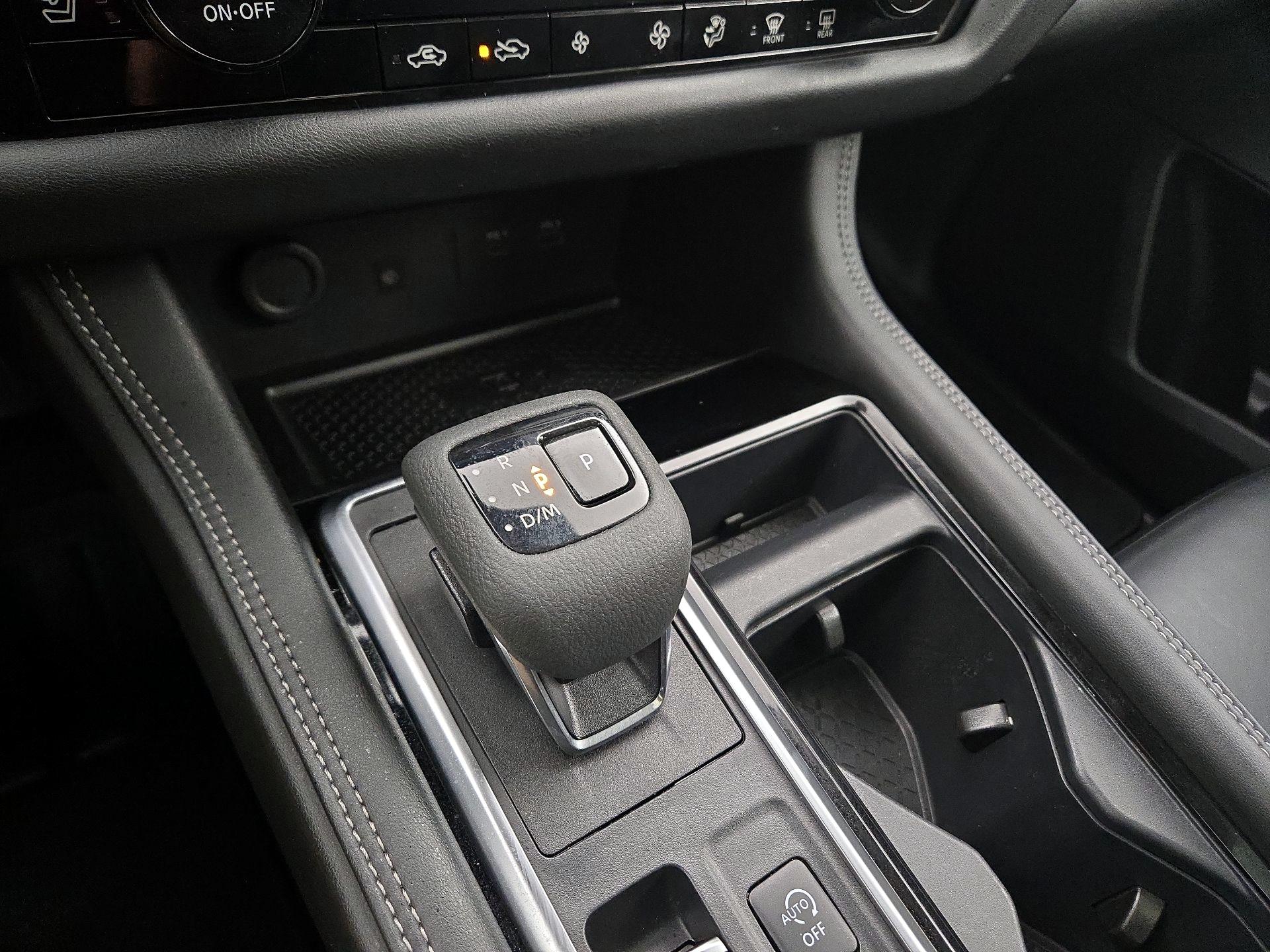 Thumbnail: 2024 Nissan Pathfinder - 17