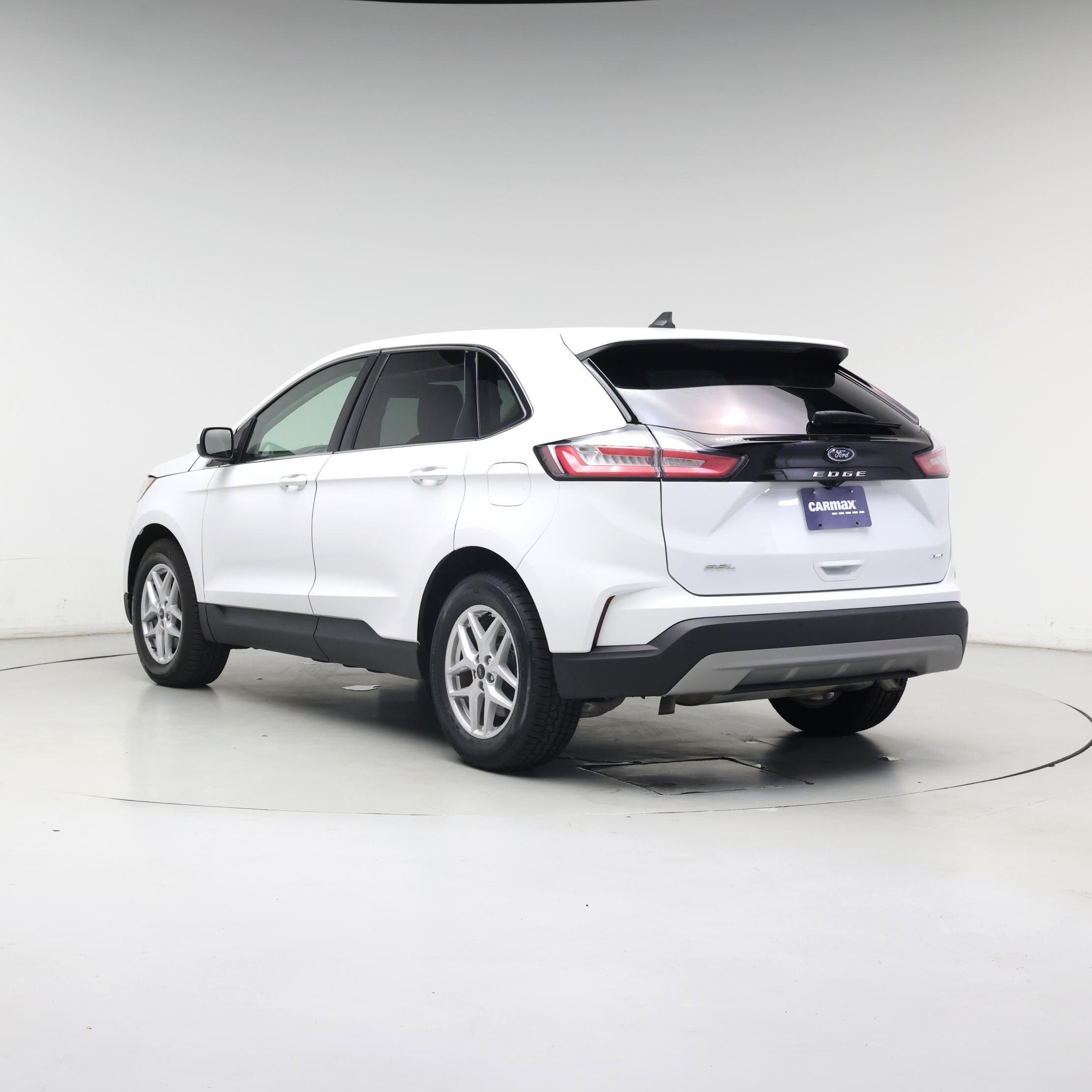 Thumbnail: 2023 Ford Edge - 2