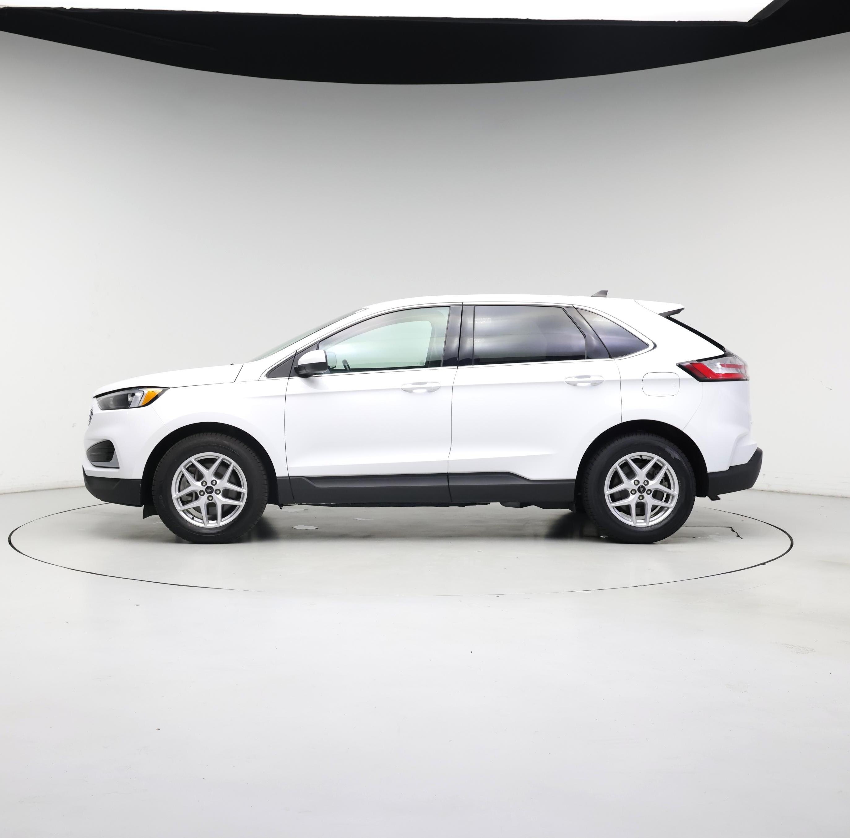 Thumbnail: 2023 Ford Edge - 3