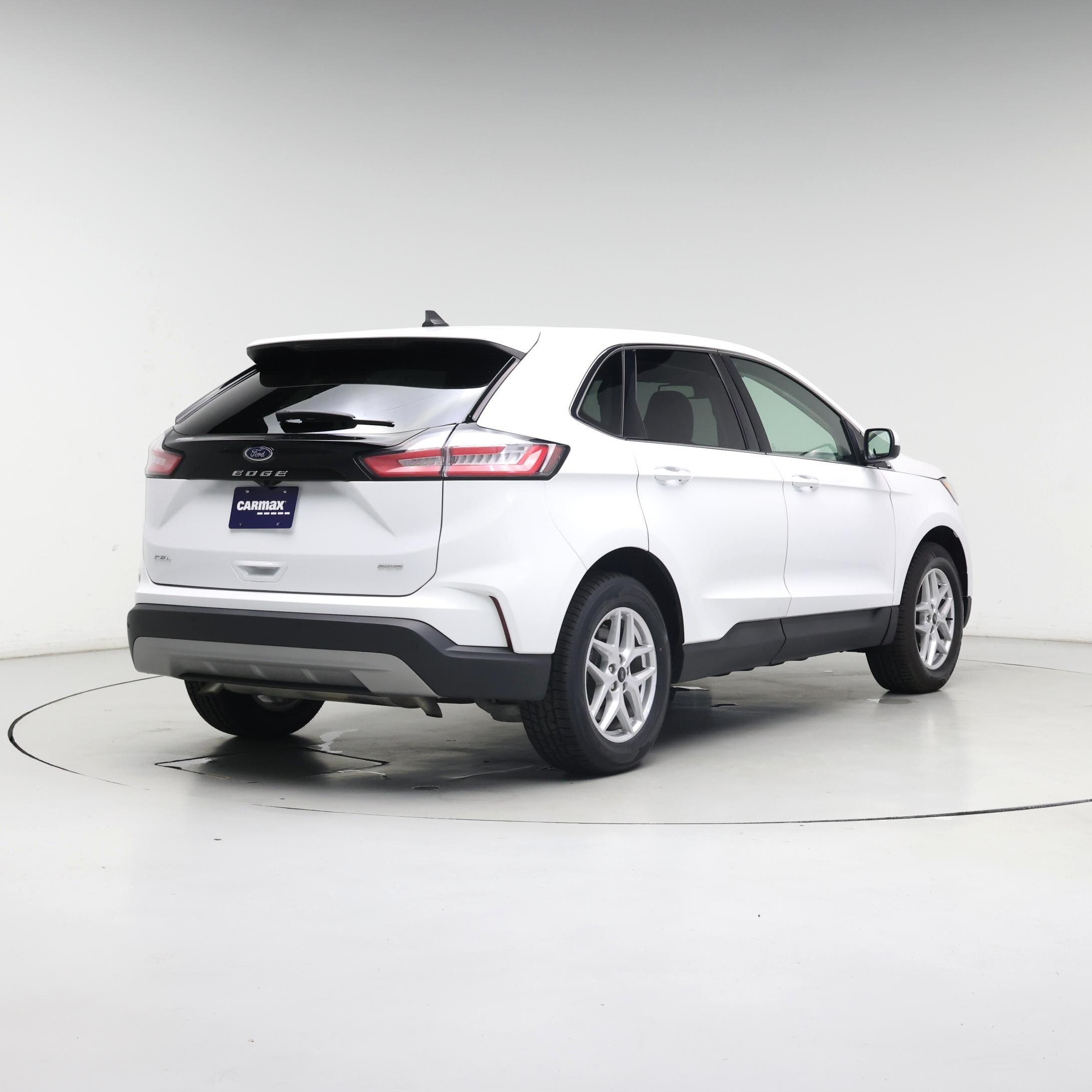 Thumbnail: 2023 Ford Edge - 8