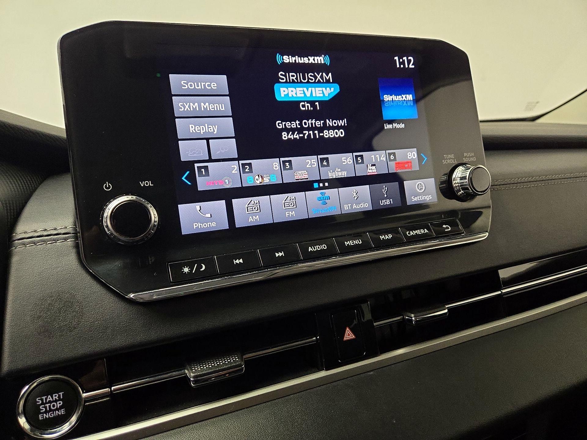 Thumbnail: 2024 Mitsubishi Outlander - 16