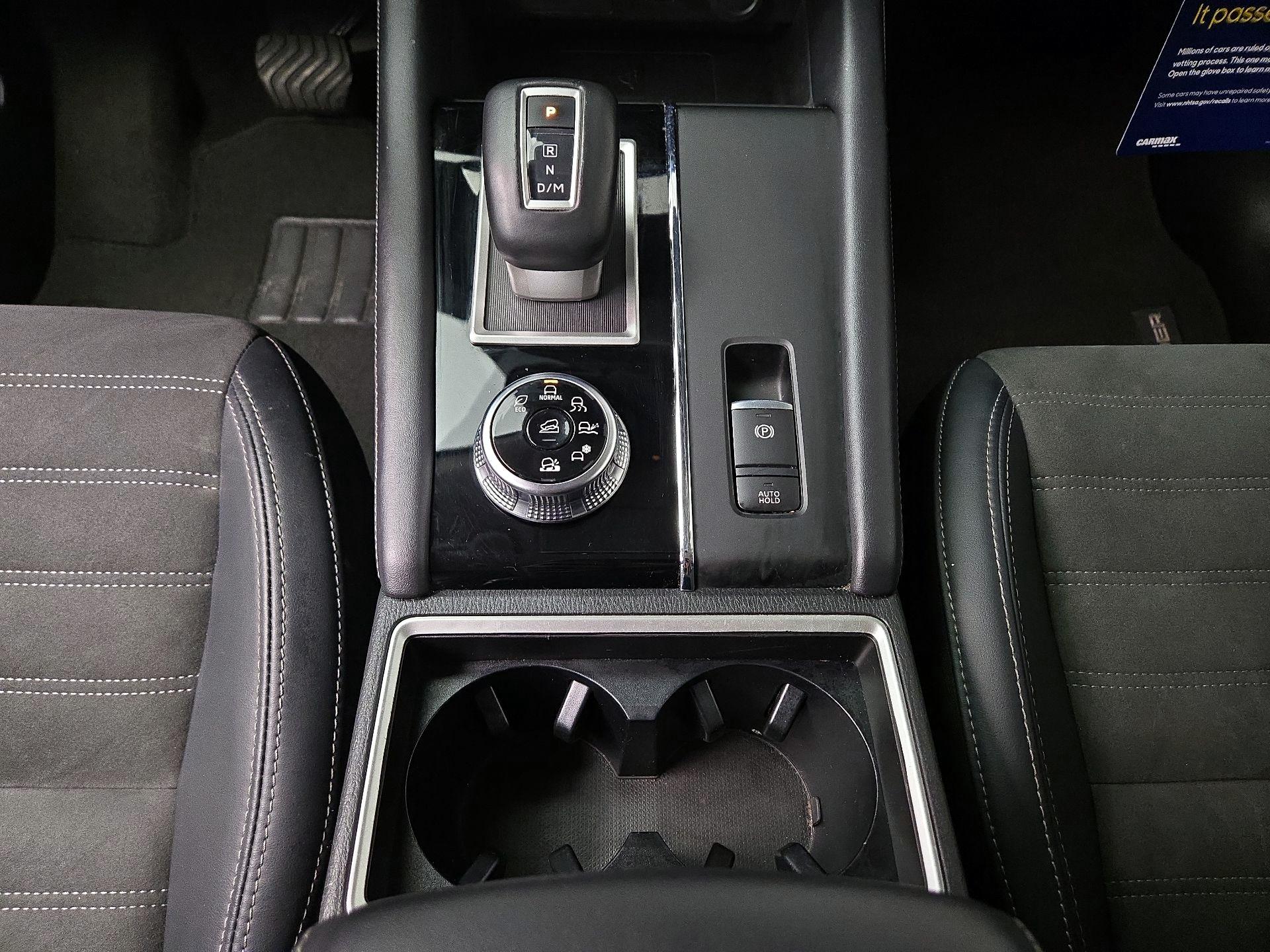 Thumbnail: 2024 Mitsubishi Outlander - 18