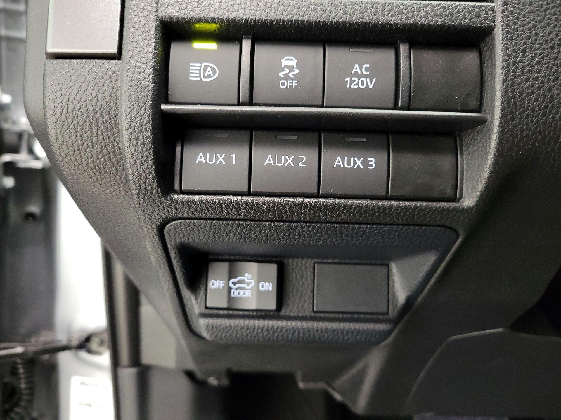 Thumbnail: 2024 Toyota Tacoma - 13