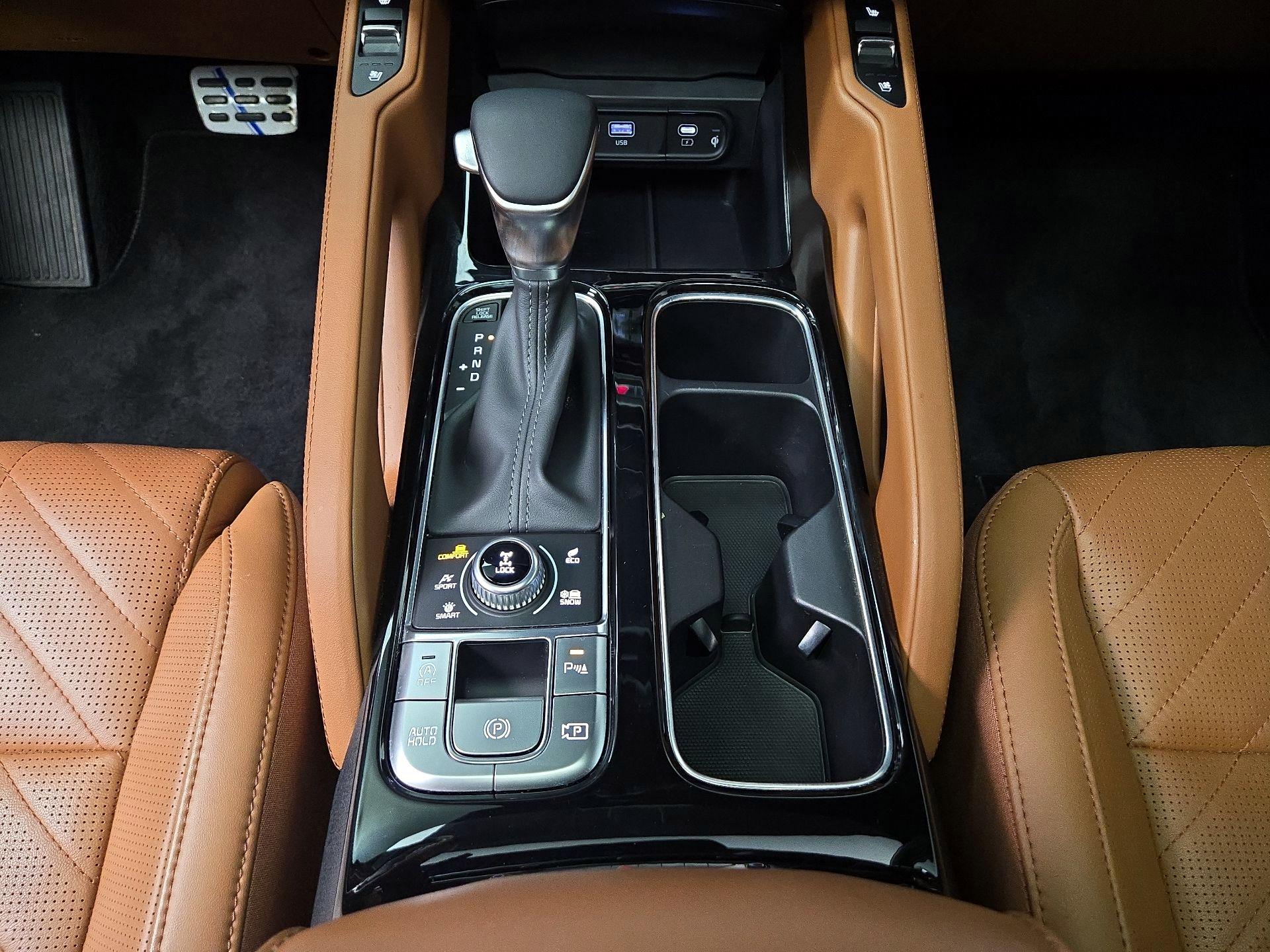 Thumbnail: 2024 Kia Telluride - 18