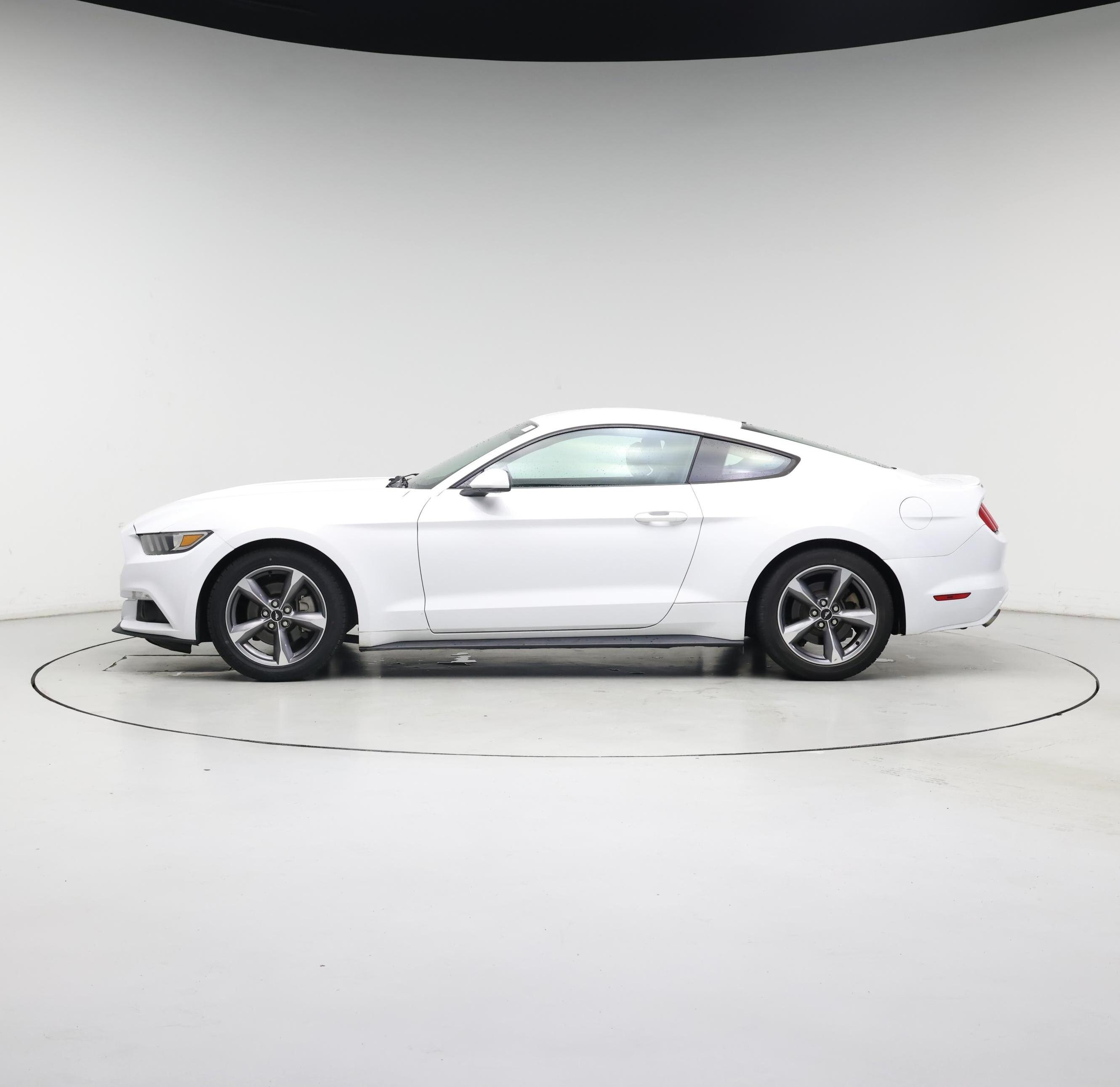 Thumbnail: 2015 Ford Mustang - 3