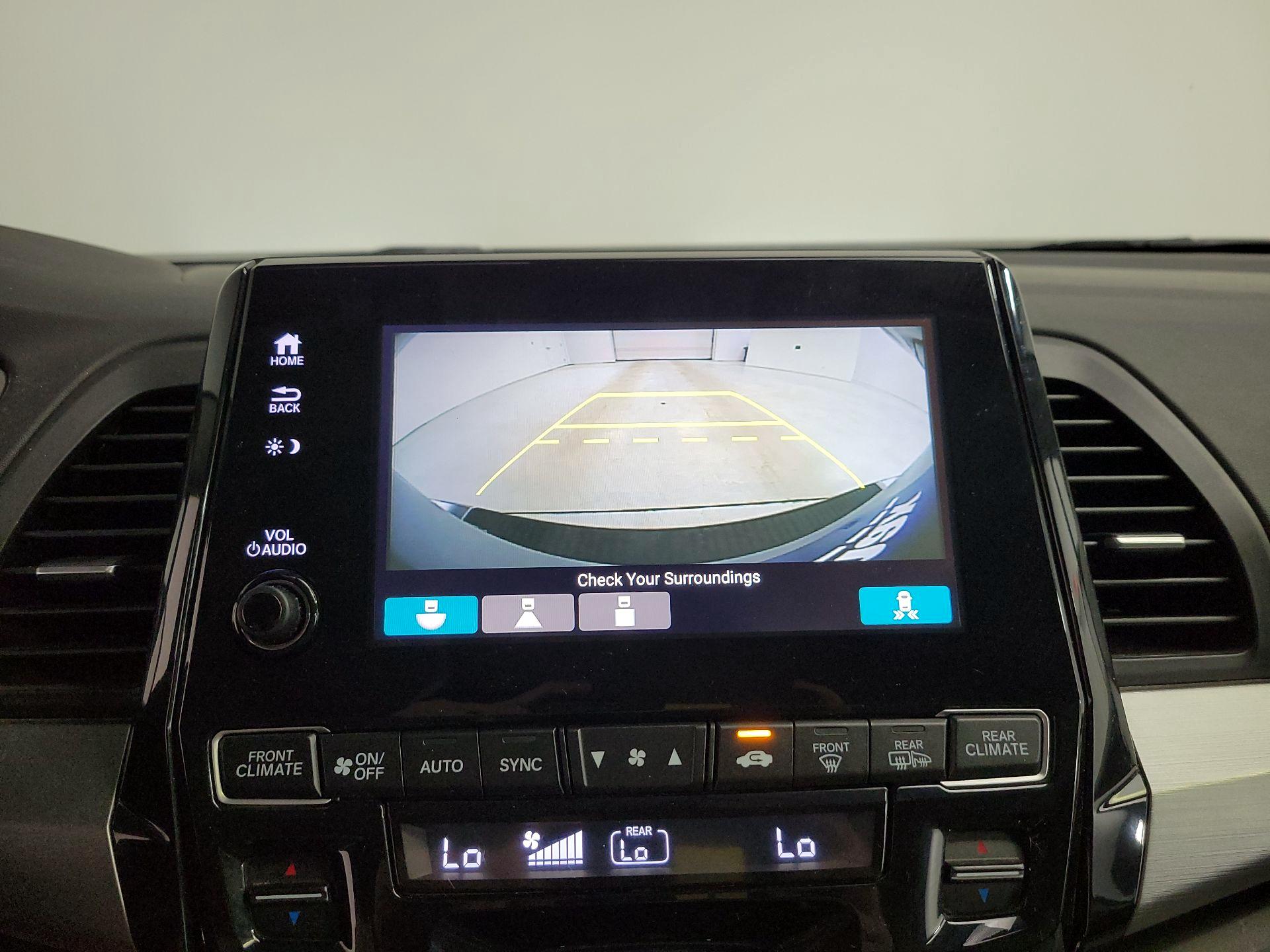 Thumbnail: 2019 Honda Odyssey - 15