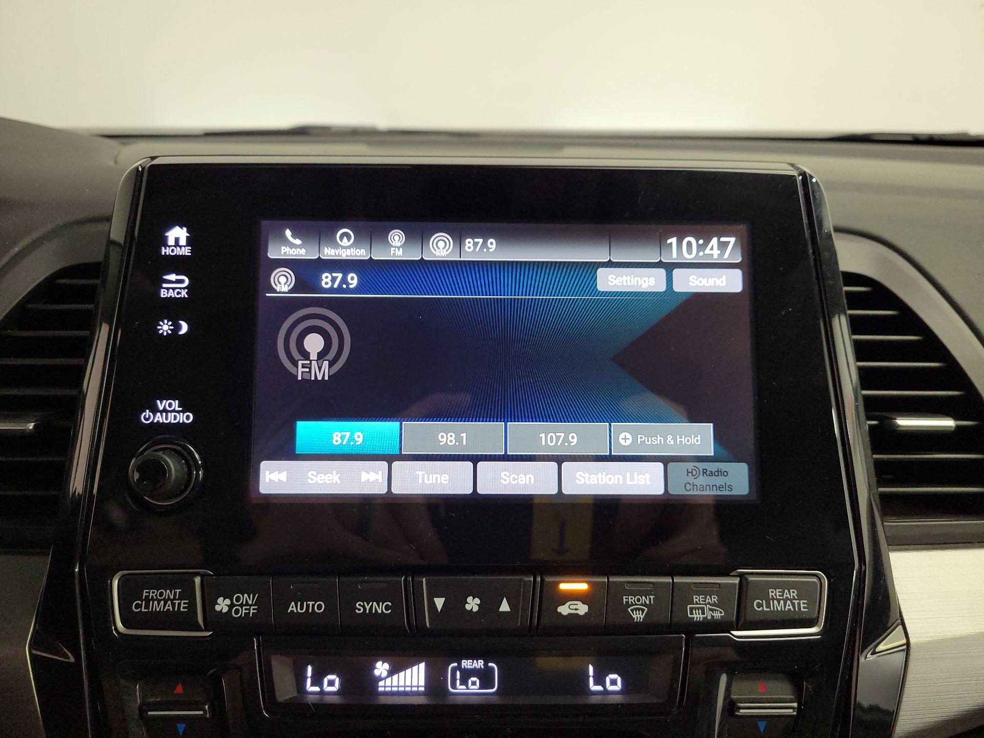 Thumbnail: 2019 Honda Odyssey - 16