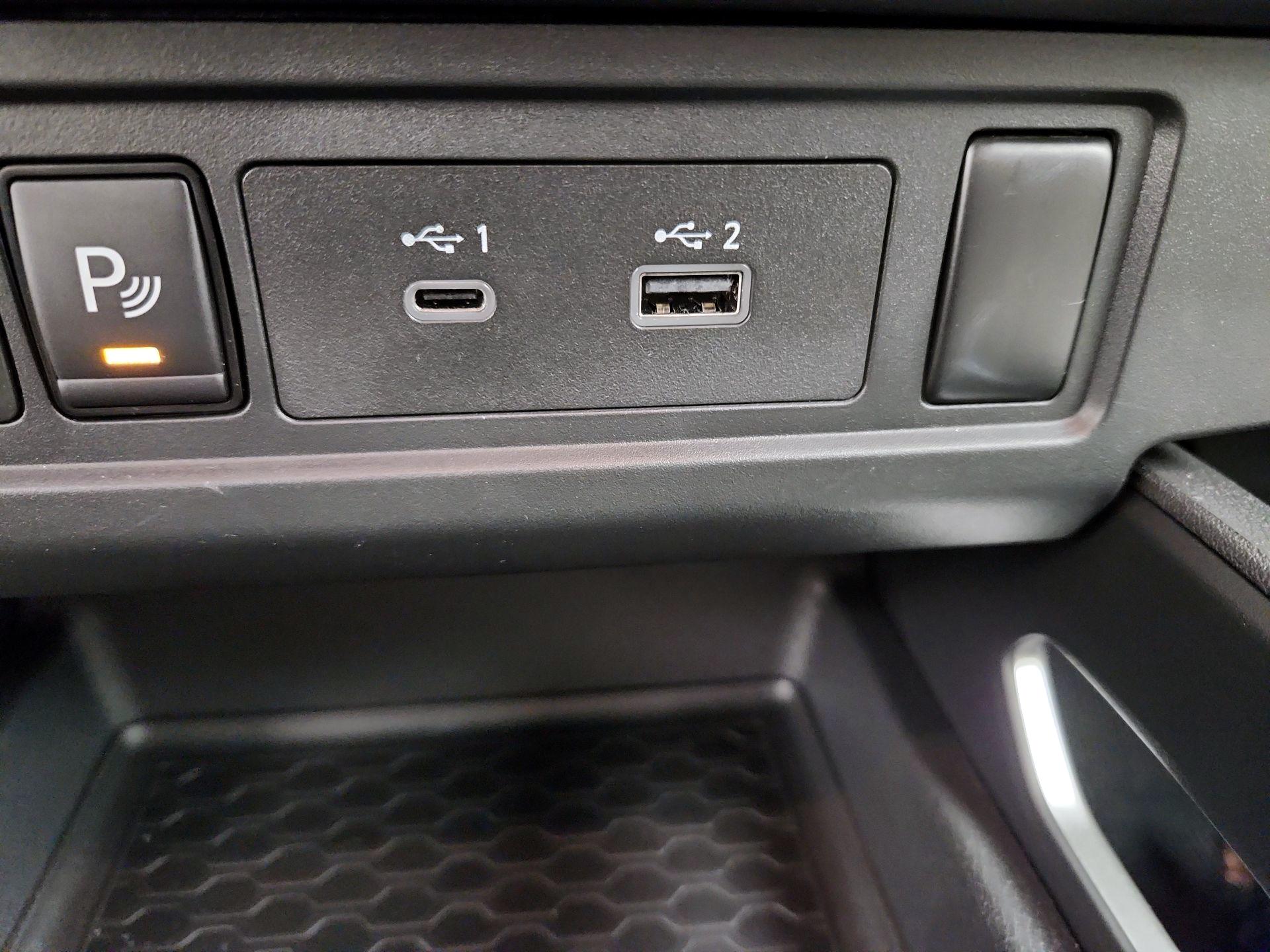 Thumbnail: 2025 Nissan Frontier - 18