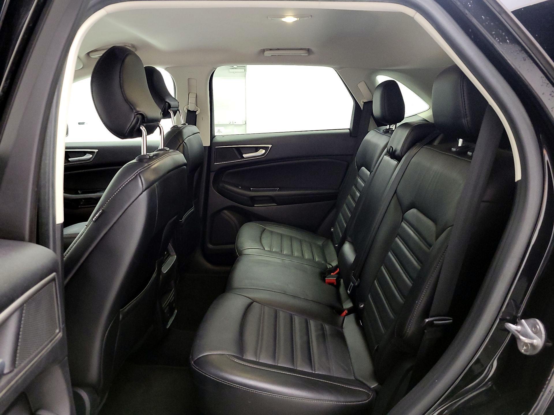 Thumbnail: 2015 Ford Edge - 20