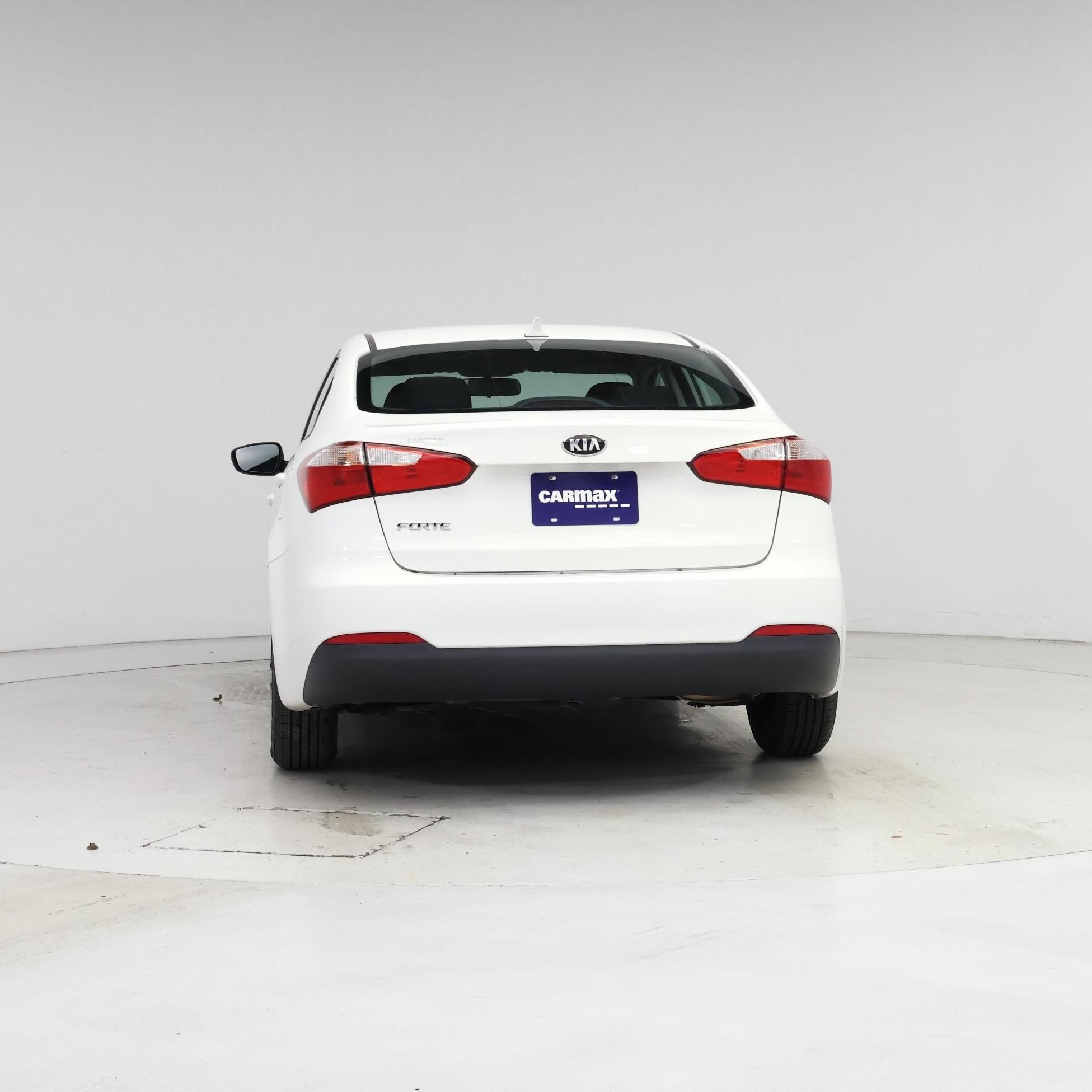 Thumbnail: 2016 Kia Forte - 6