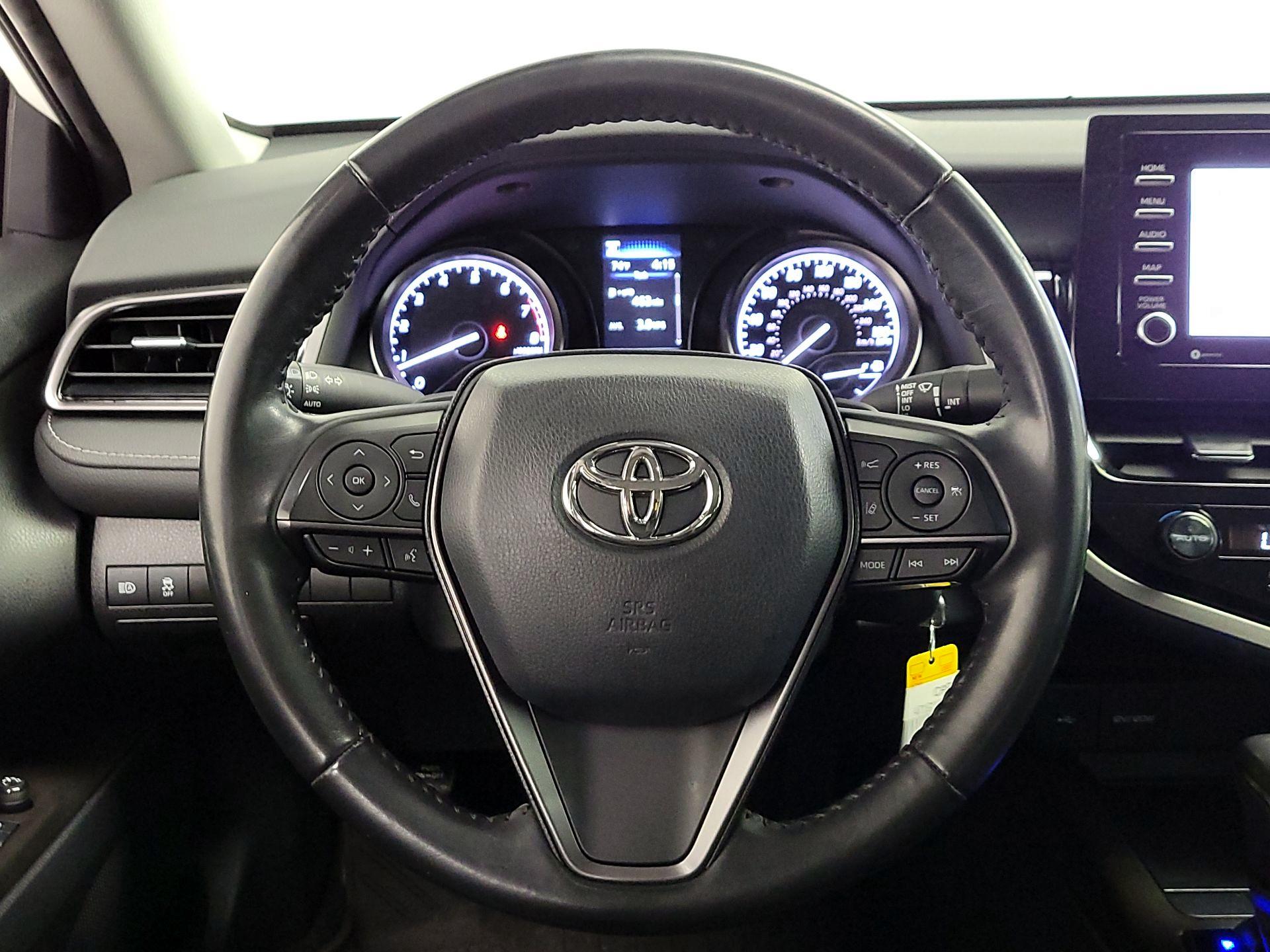 Thumbnail: 2021 Toyota Camry - 10