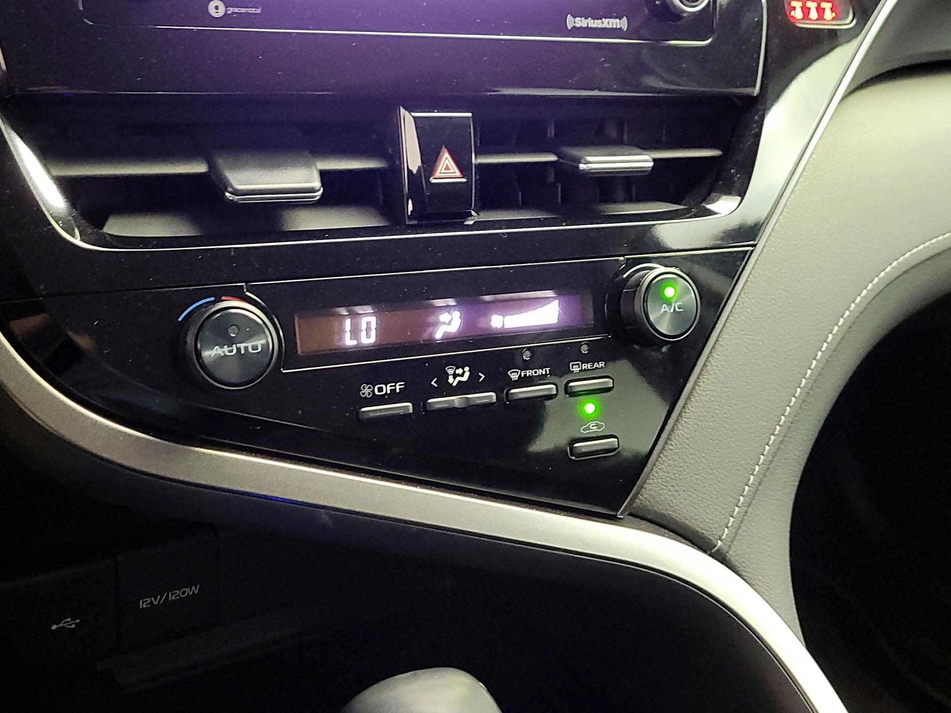 Thumbnail: 2021 Toyota Camry - 16