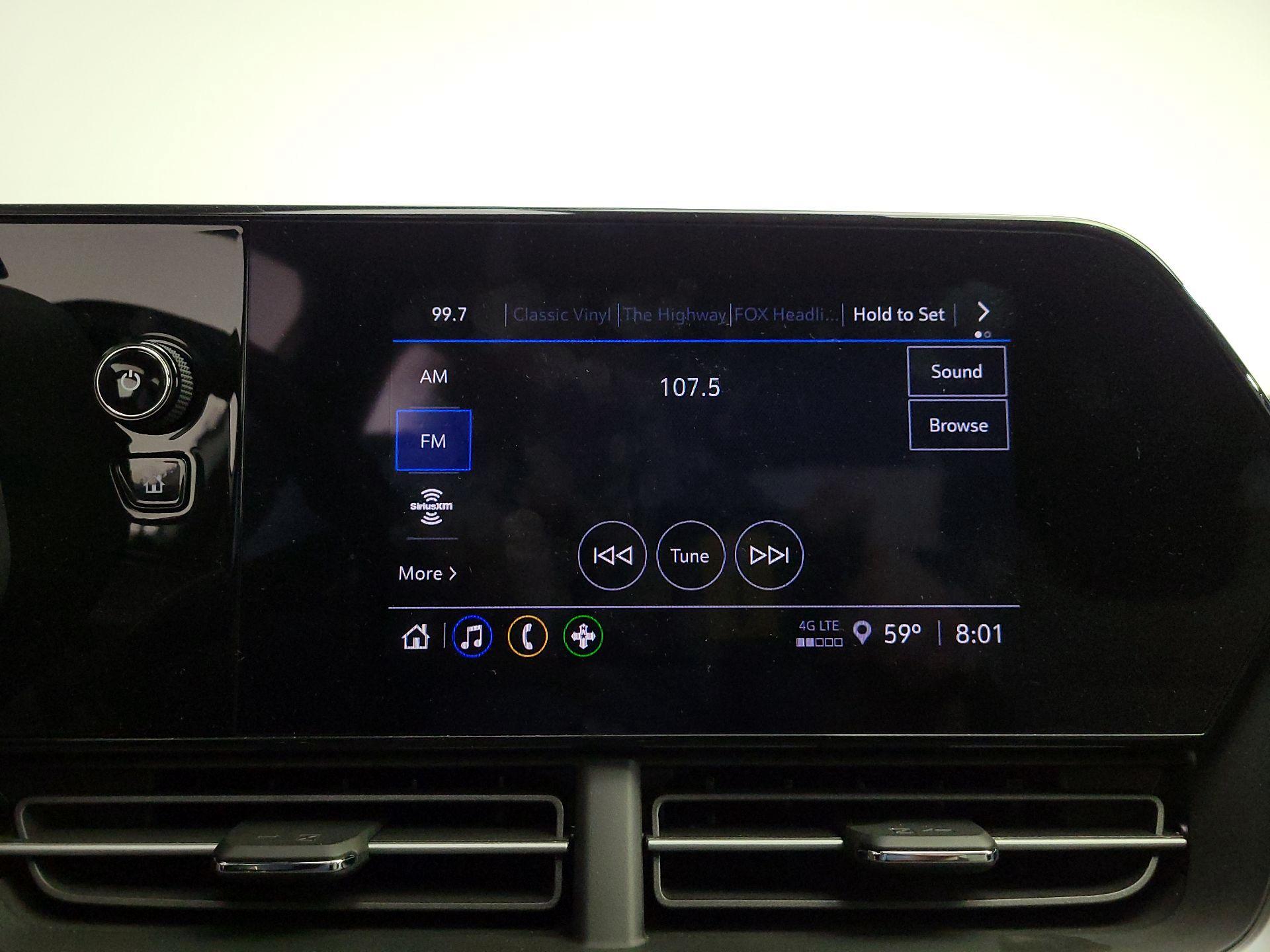 Thumbnail: 2025 Chevrolet Trax - 16