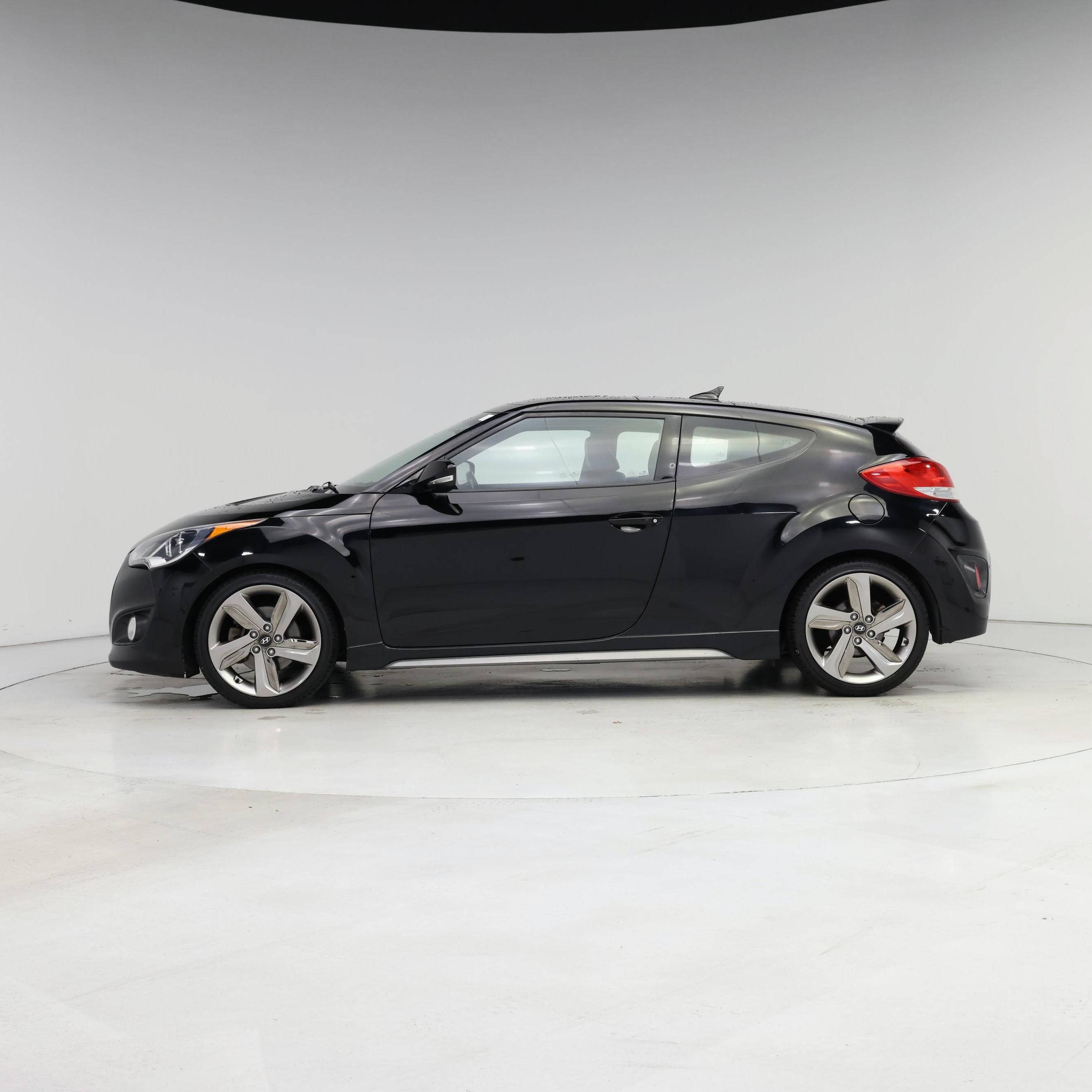 Thumbnail: 2015 Hyundai Veloster - 3
