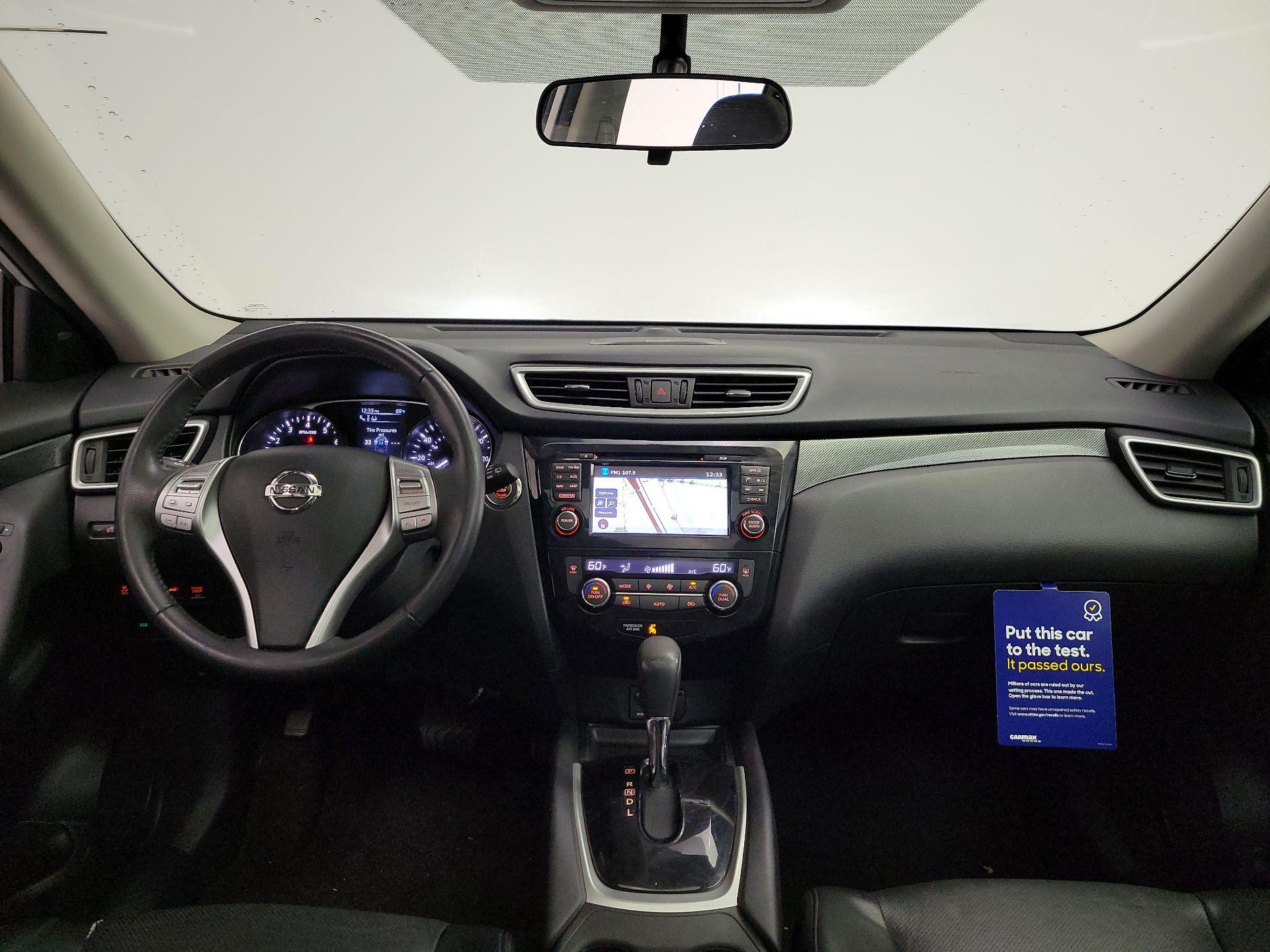 Thumbnail: 2015 Nissan Rogue - 9