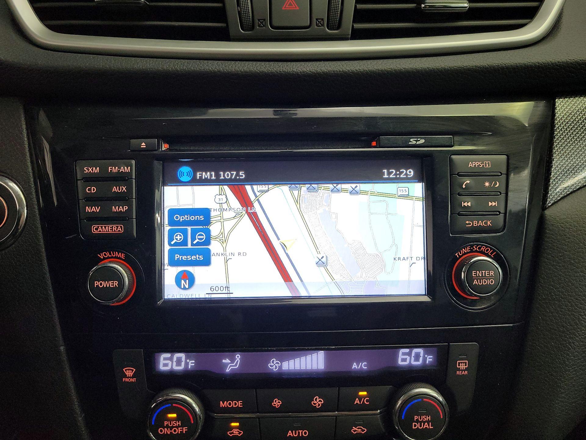 Thumbnail: 2015 Nissan Rogue - 14