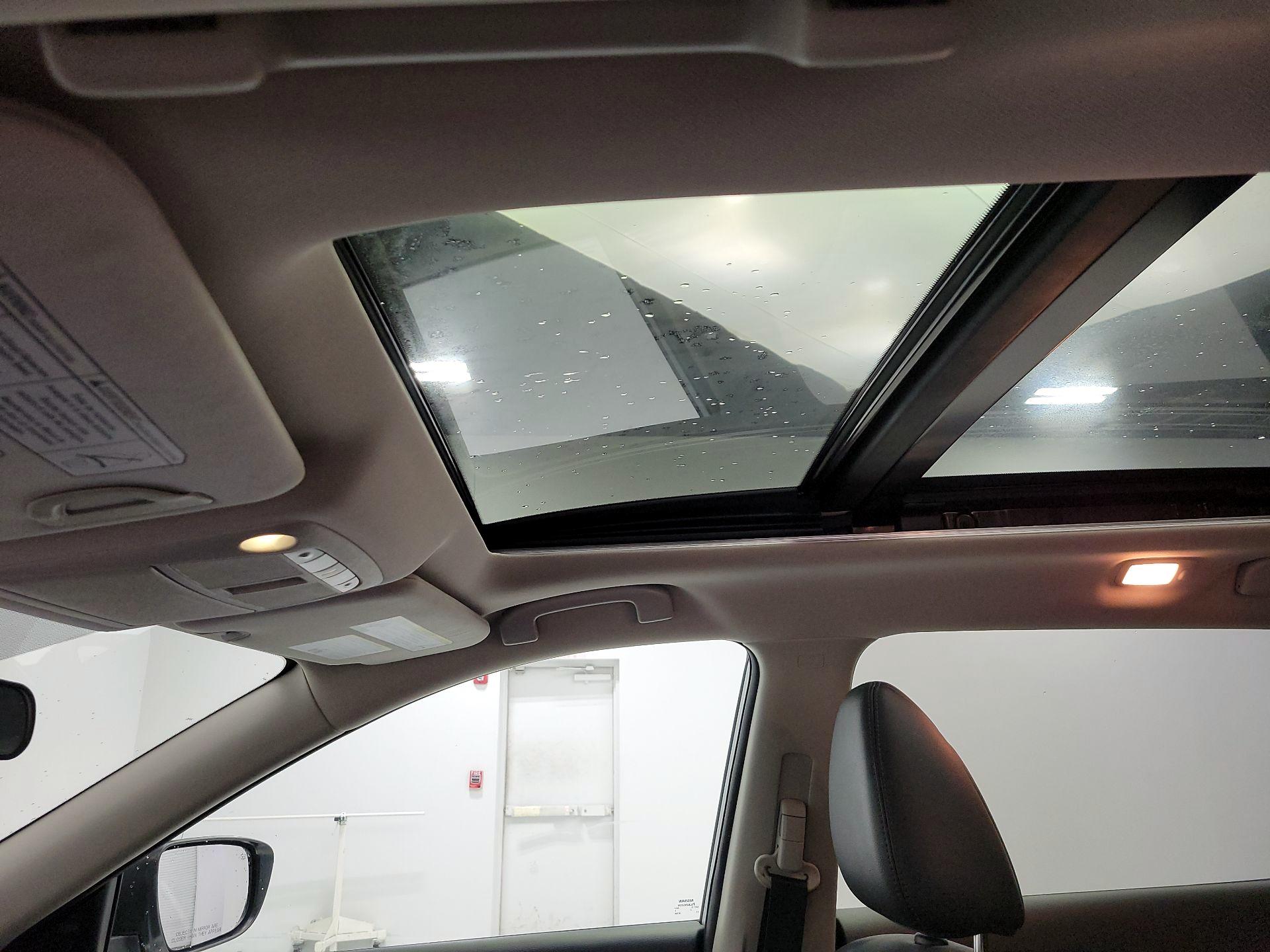 Thumbnail: 2015 Nissan Rogue - 20