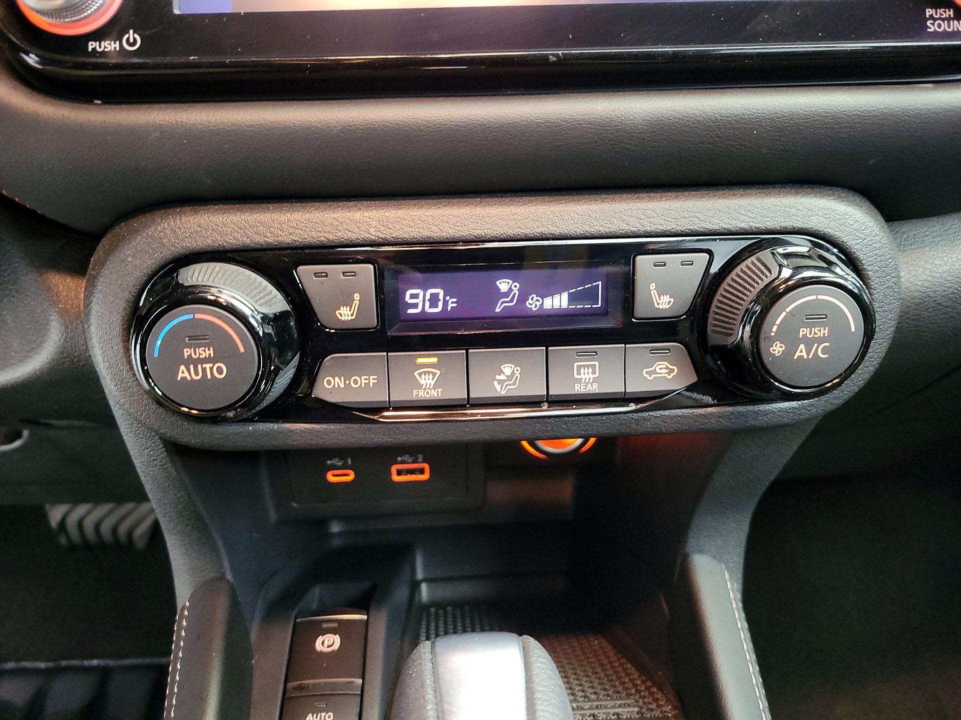 Thumbnail: 2023 Nissan Kicks - 16