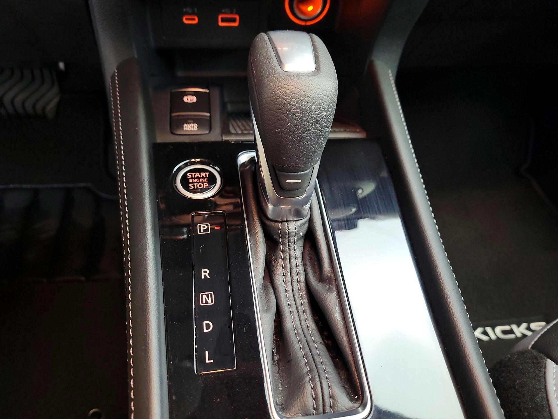 Thumbnail: 2023 Nissan Kicks - 17