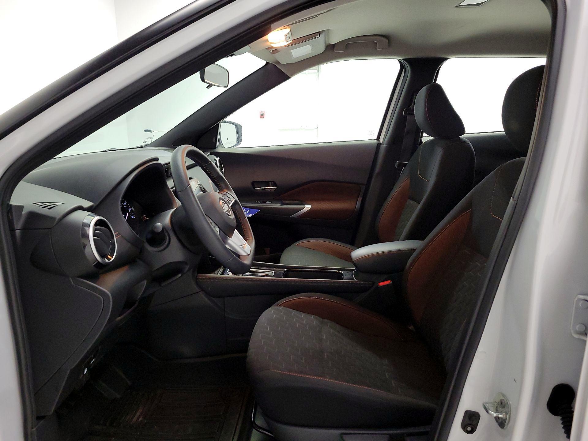 Thumbnail: 2023 Nissan Kicks - 11