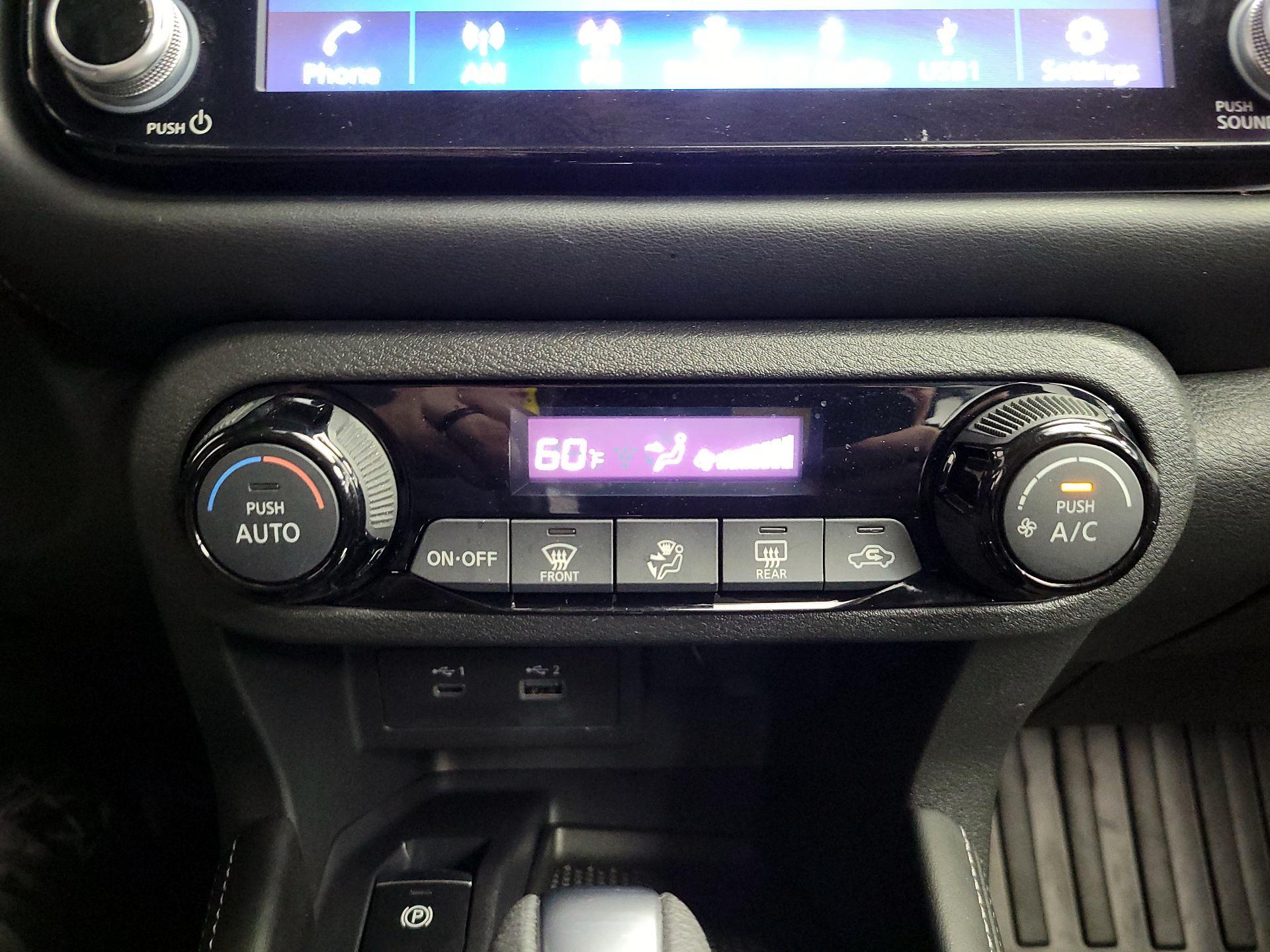 Thumbnail: 2023 Nissan Kicks - 15