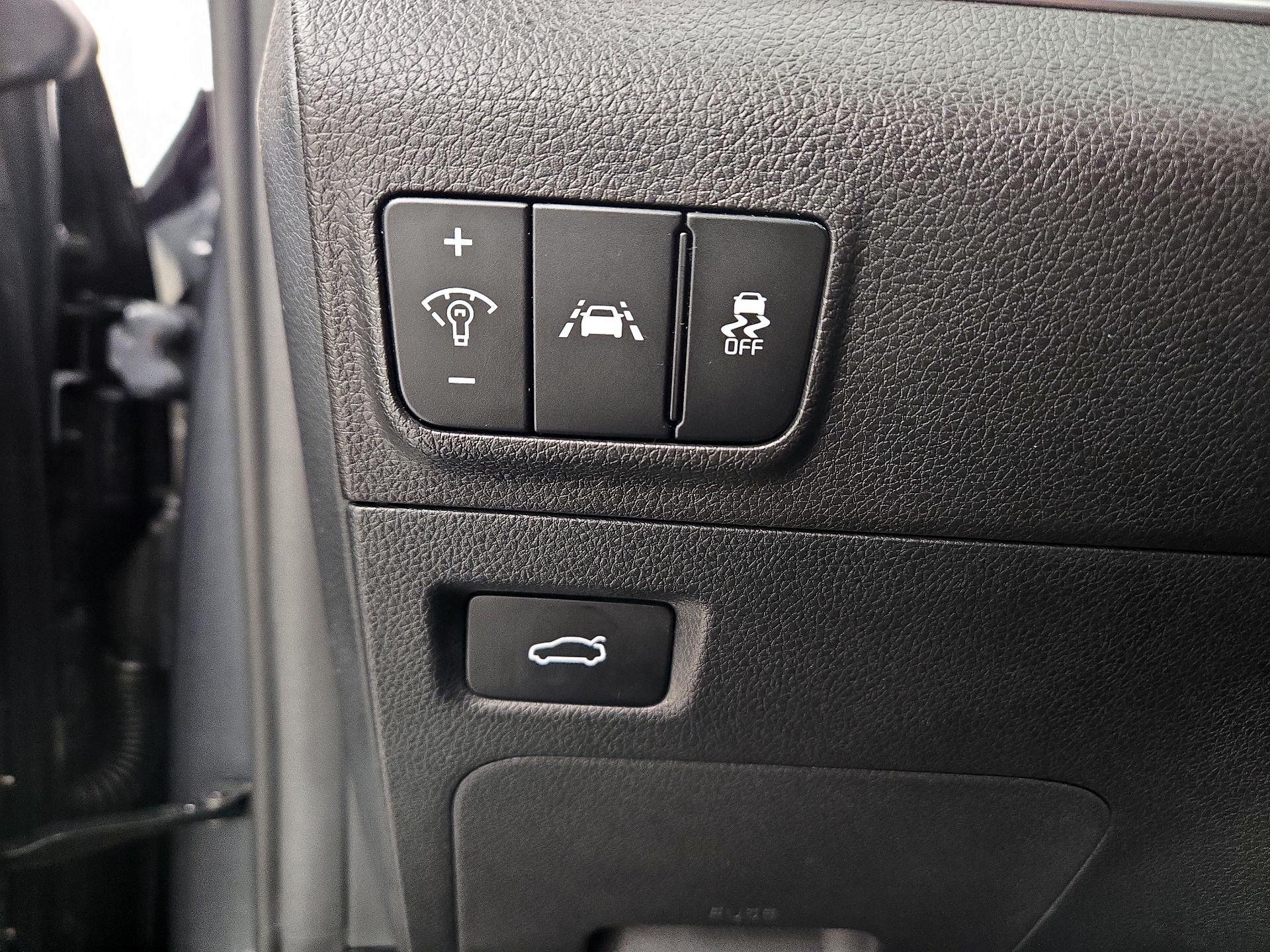 Thumbnail: 2021 Kia K5 - 13