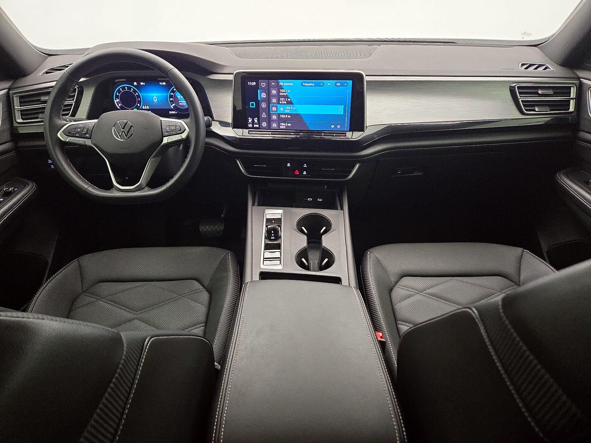 Thumbnail: 2024 Volkswagen Atlas - 9