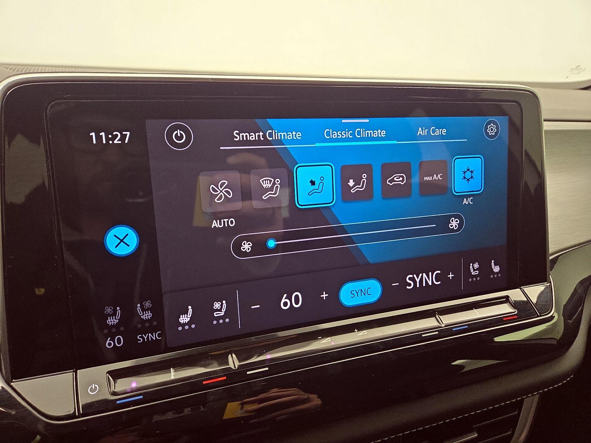 Thumbnail: 2024 Volkswagen Atlas - 16