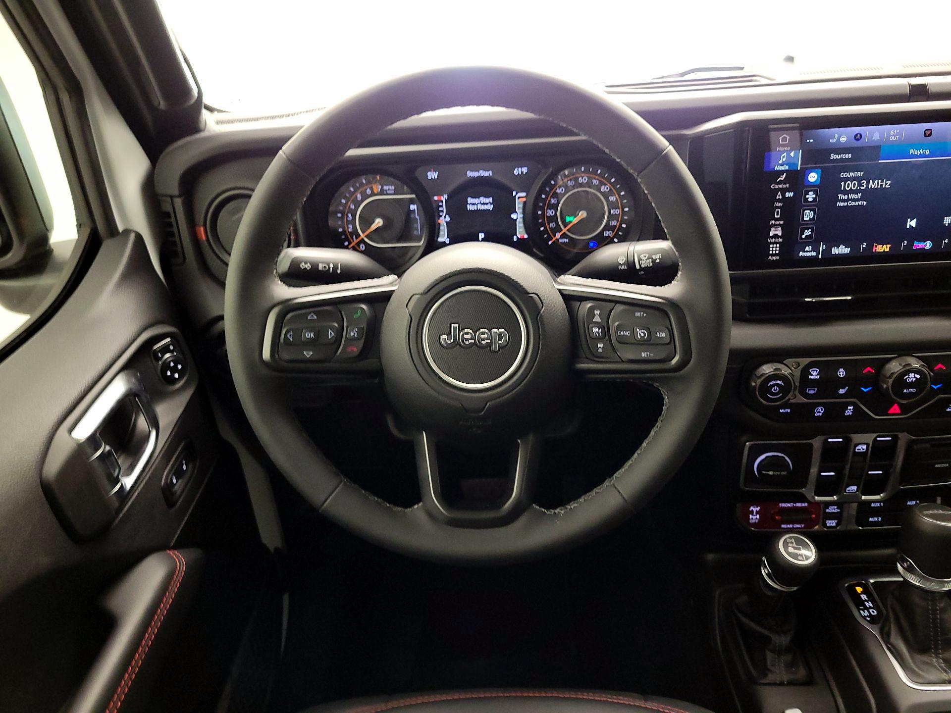 Thumbnail: 2025 Jeep Gladiator - 10