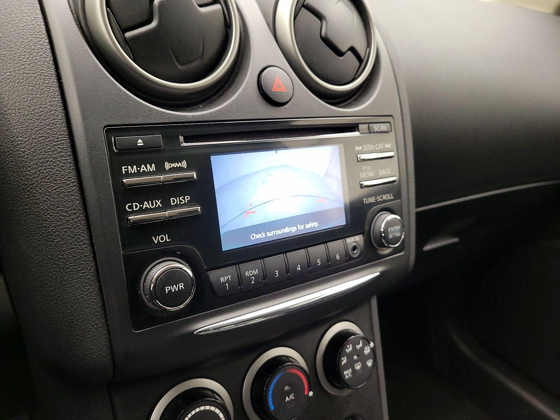 Thumbnail: 2014 Nissan Rogue - 14