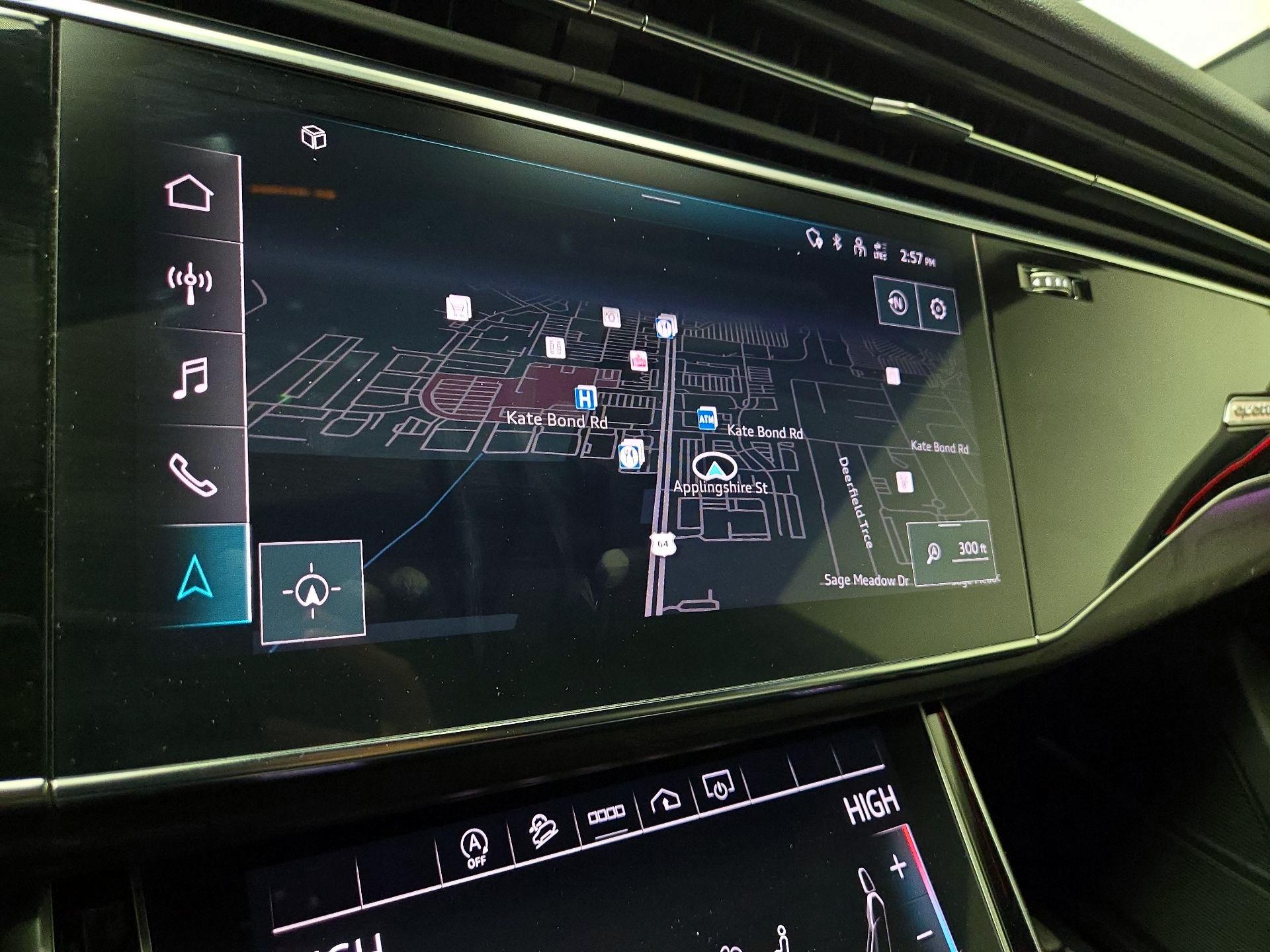 Thumbnail: 2021 Audi Q8 - 14