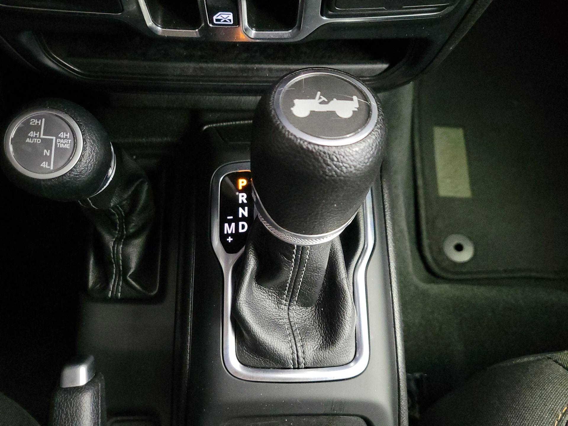 Thumbnail: 2024 Jeep Wrangler - 17