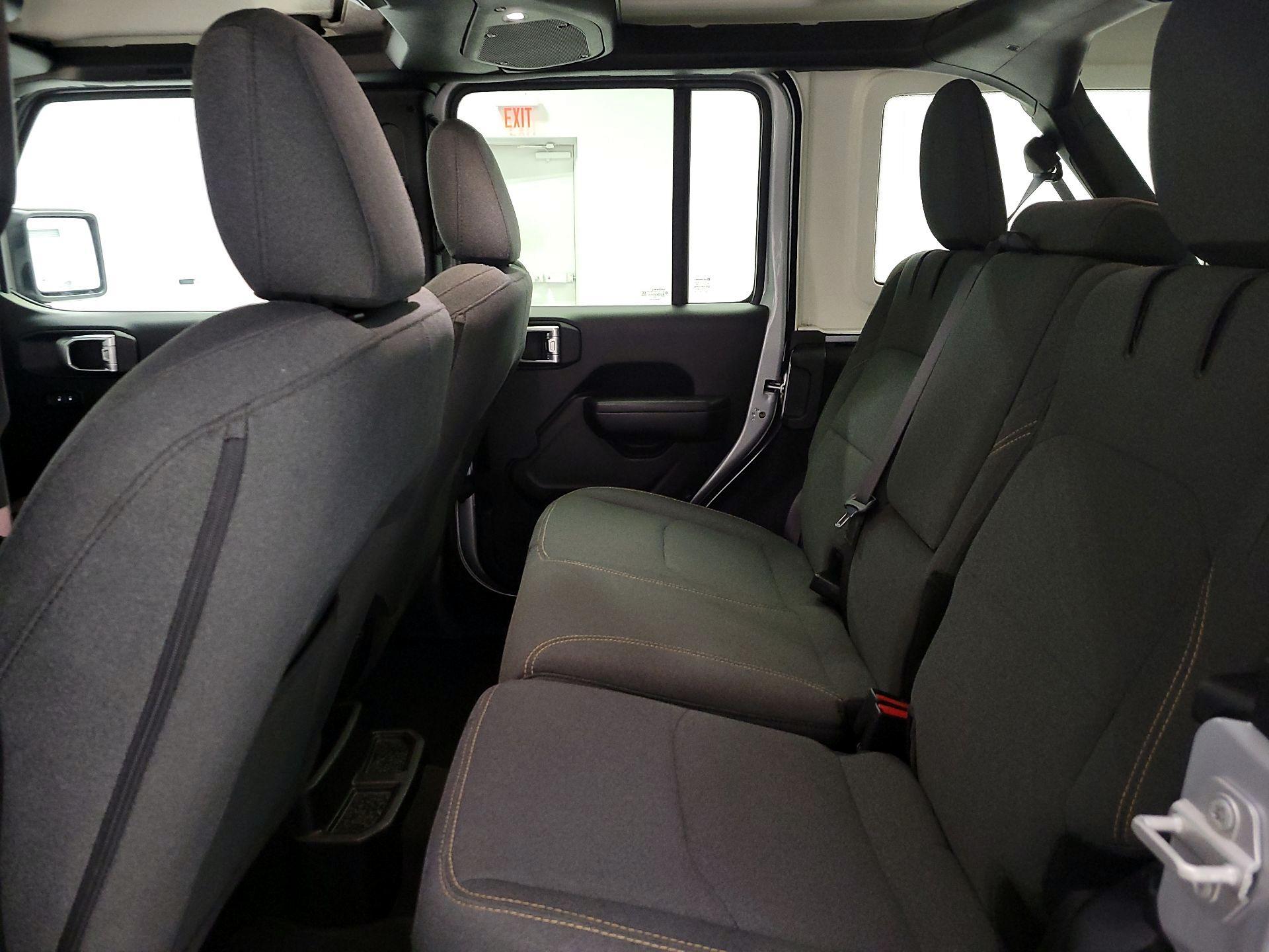 Thumbnail: 2024 Jeep Wrangler - 20