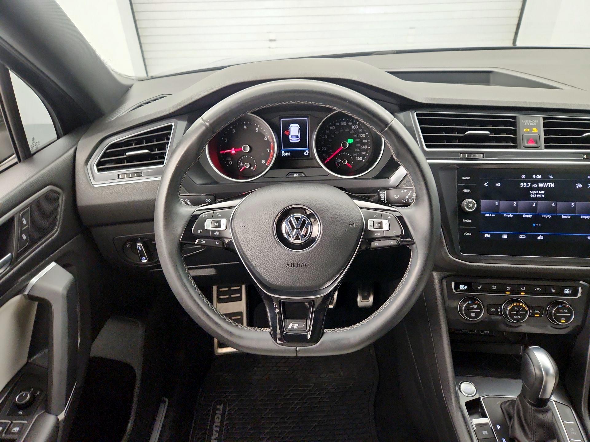 Thumbnail: 2020 Volkswagen Tiguan - 10