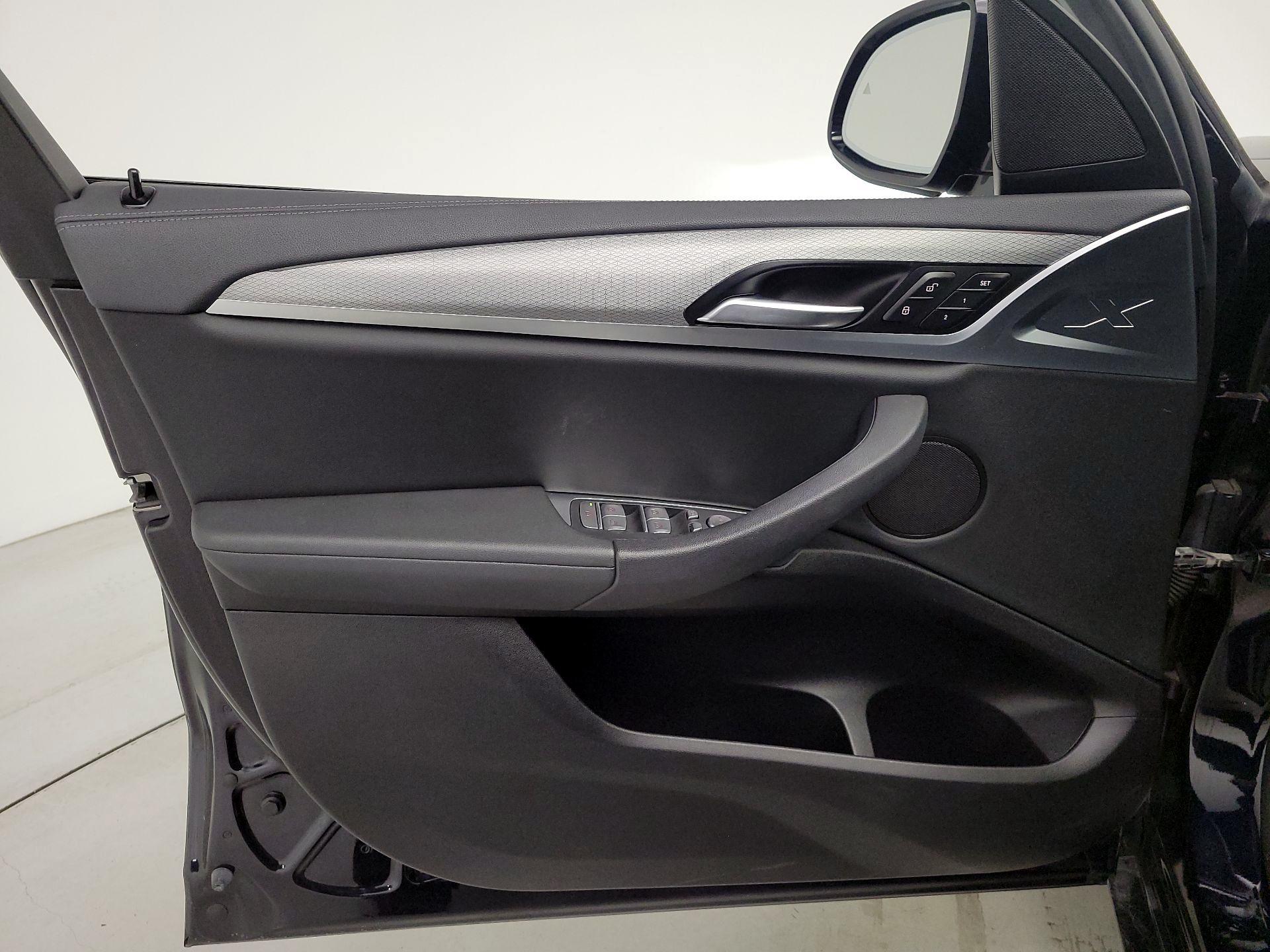 Thumbnail: 2020 BMW X3 - 12