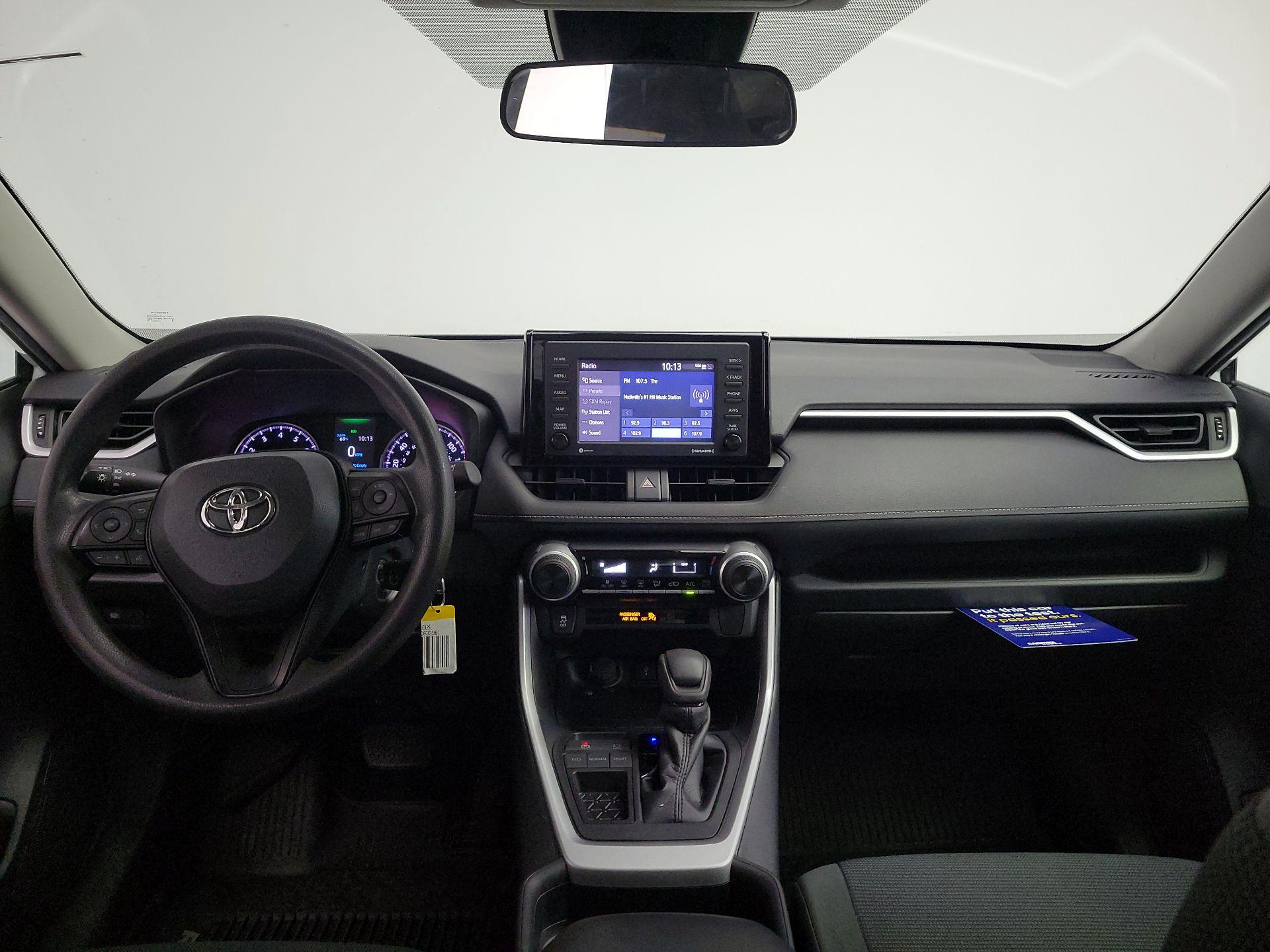 Thumbnail: 2020 Toyota RAV4 - 9