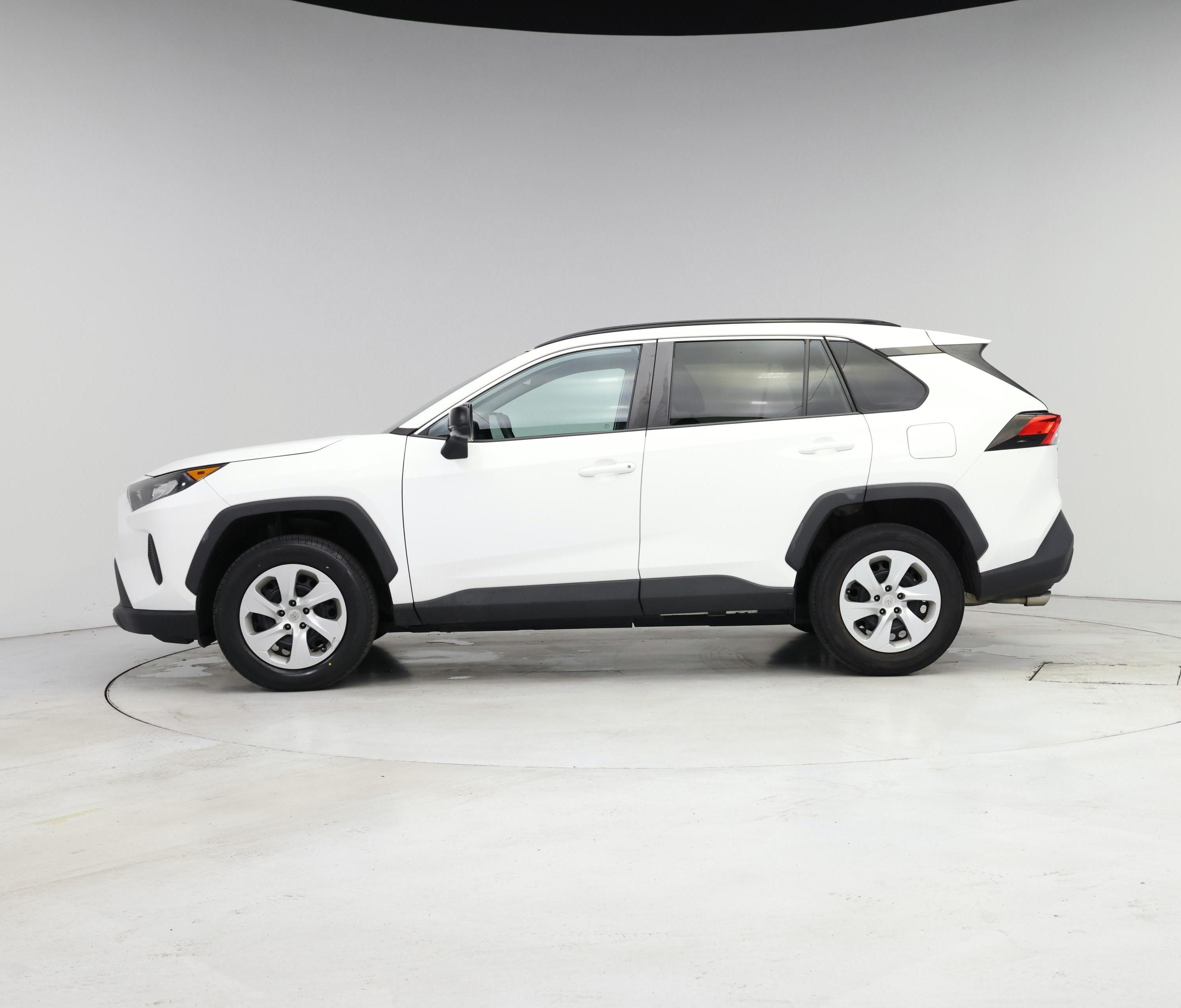 Thumbnail: 2020 Toyota RAV4 - 3