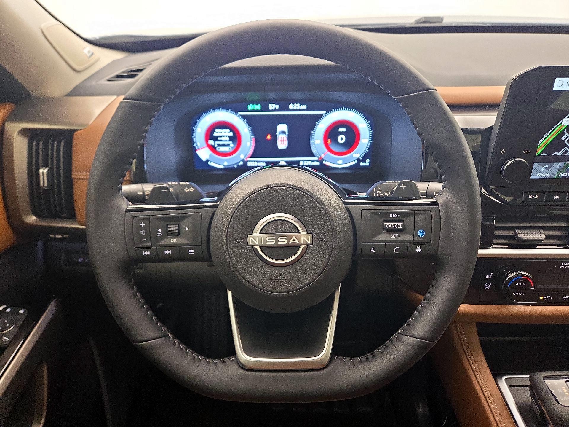 Thumbnail: 2024 Nissan Pathfinder - 10