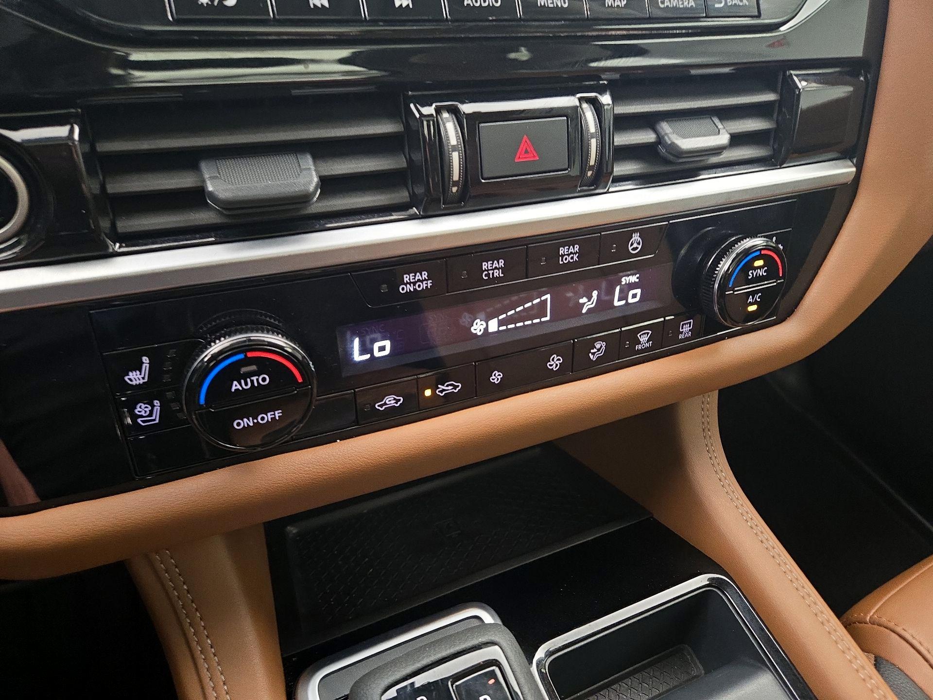 Thumbnail: 2024 Nissan Pathfinder - 17