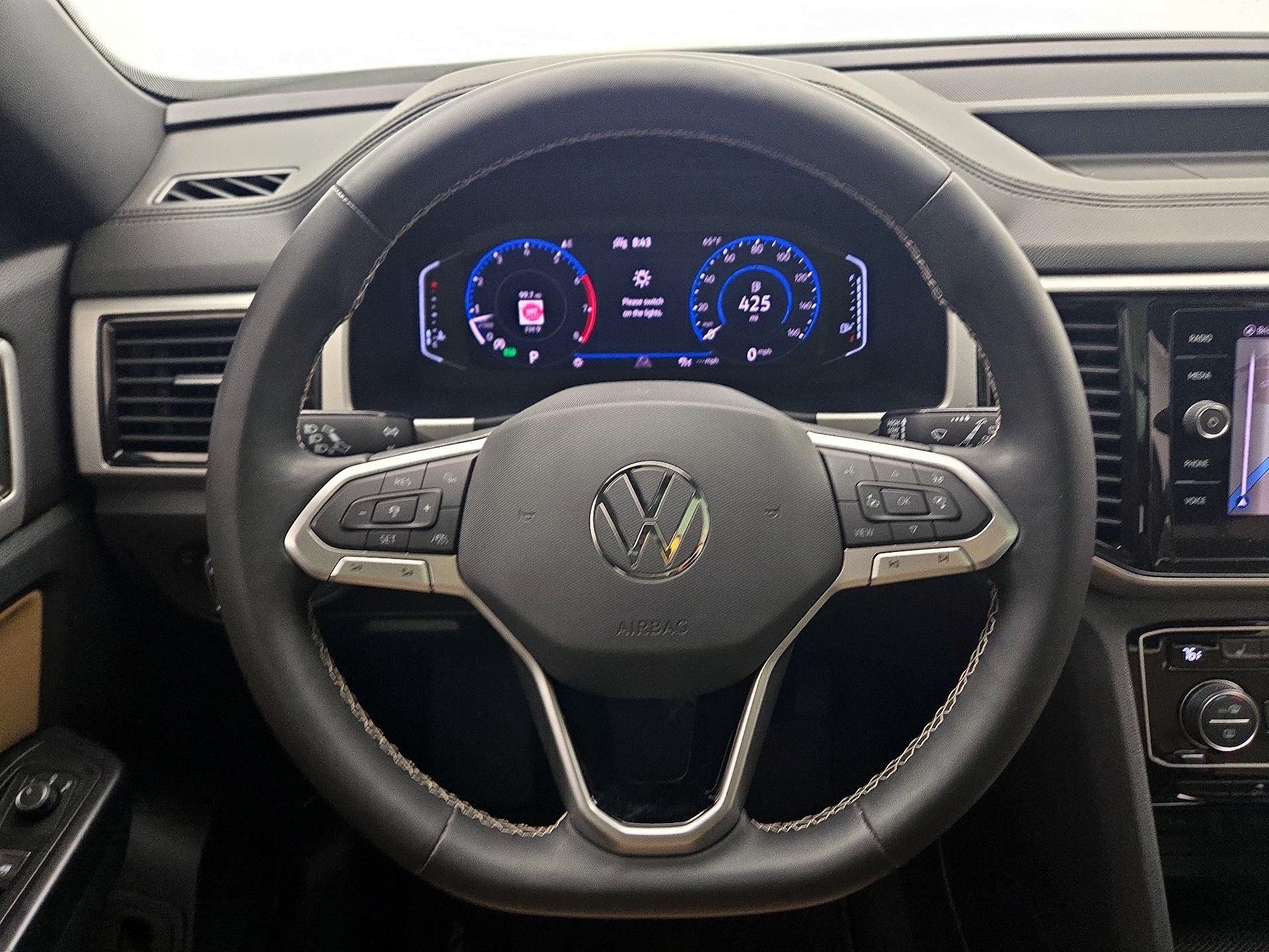 Thumbnail: 2021 Volkswagen Atlas - 10