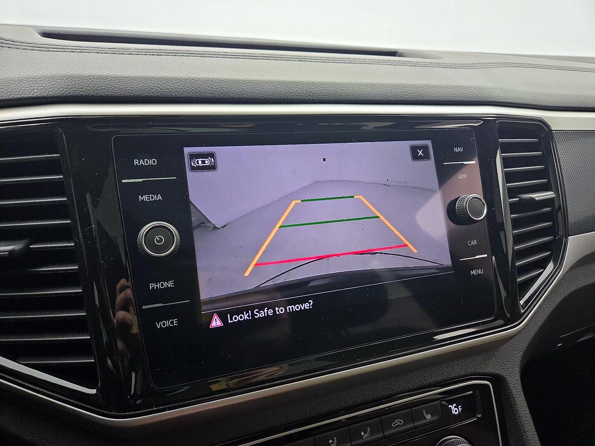 Thumbnail: 2021 Volkswagen Atlas - 15