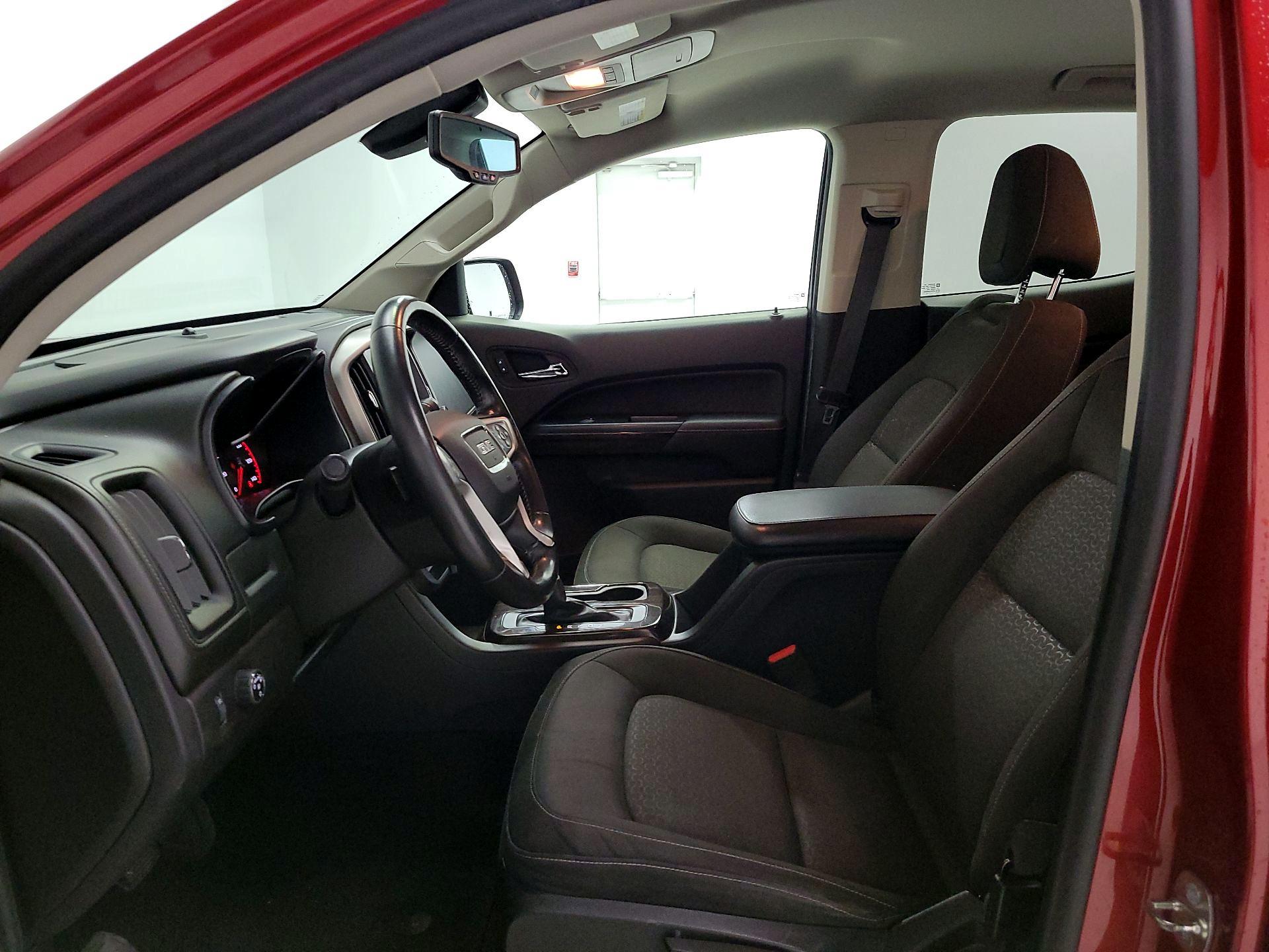 Thumbnail: 2015 GMC Canyon - 11