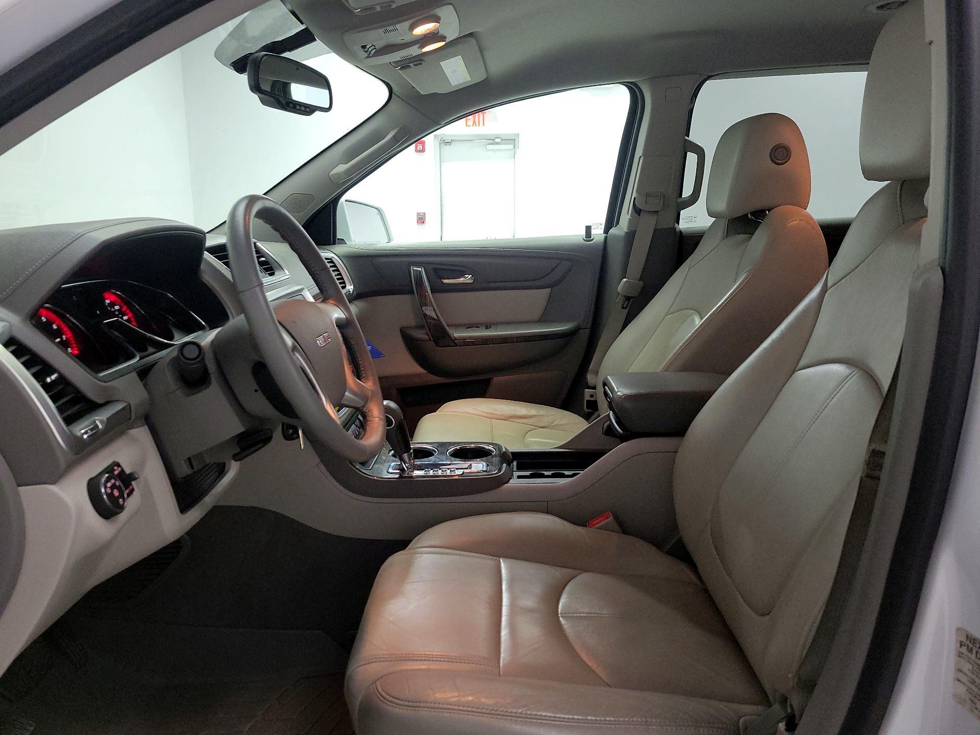 Thumbnail: 2016 GMC Acadia - 11